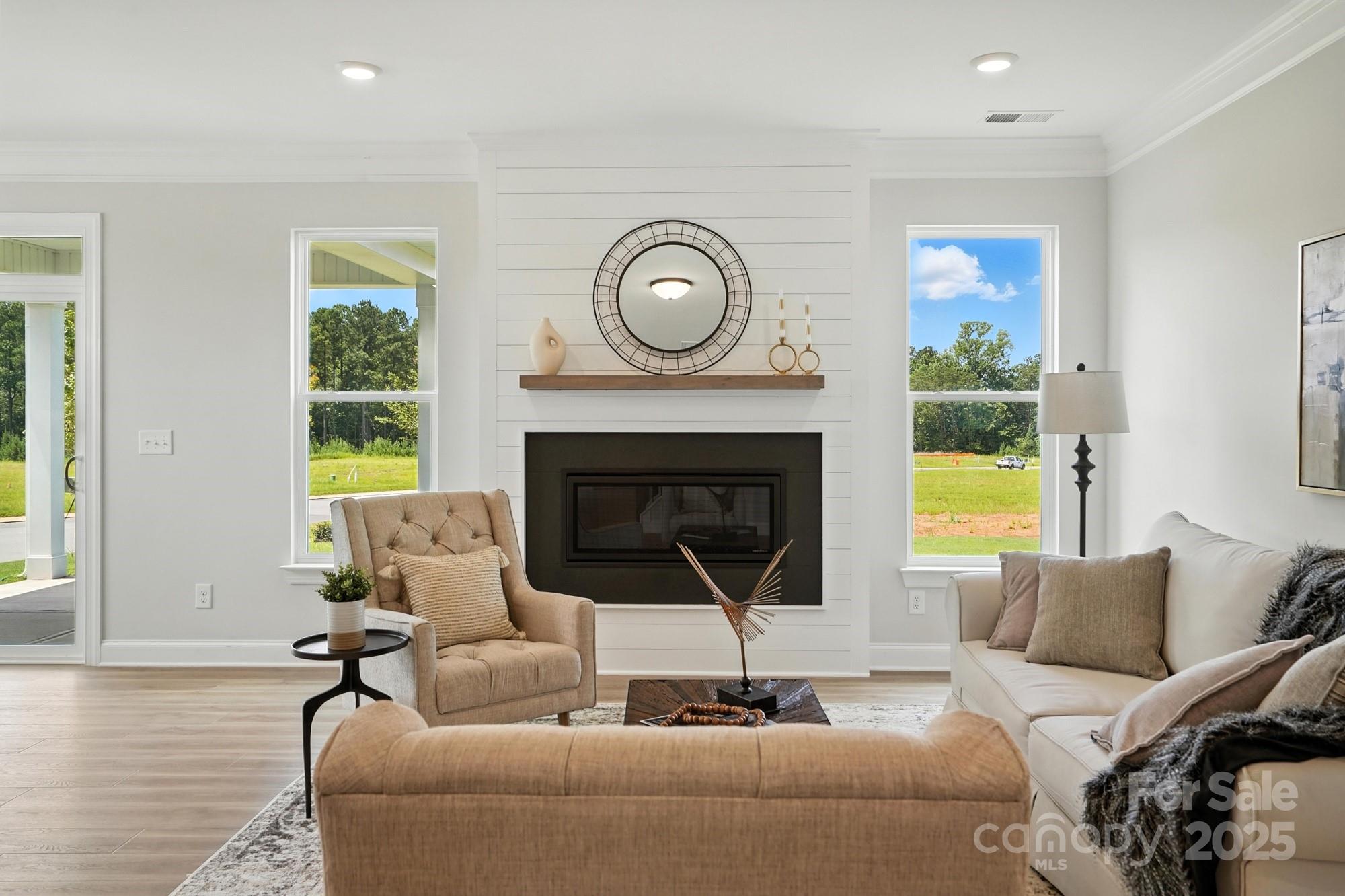property viewer photo 16