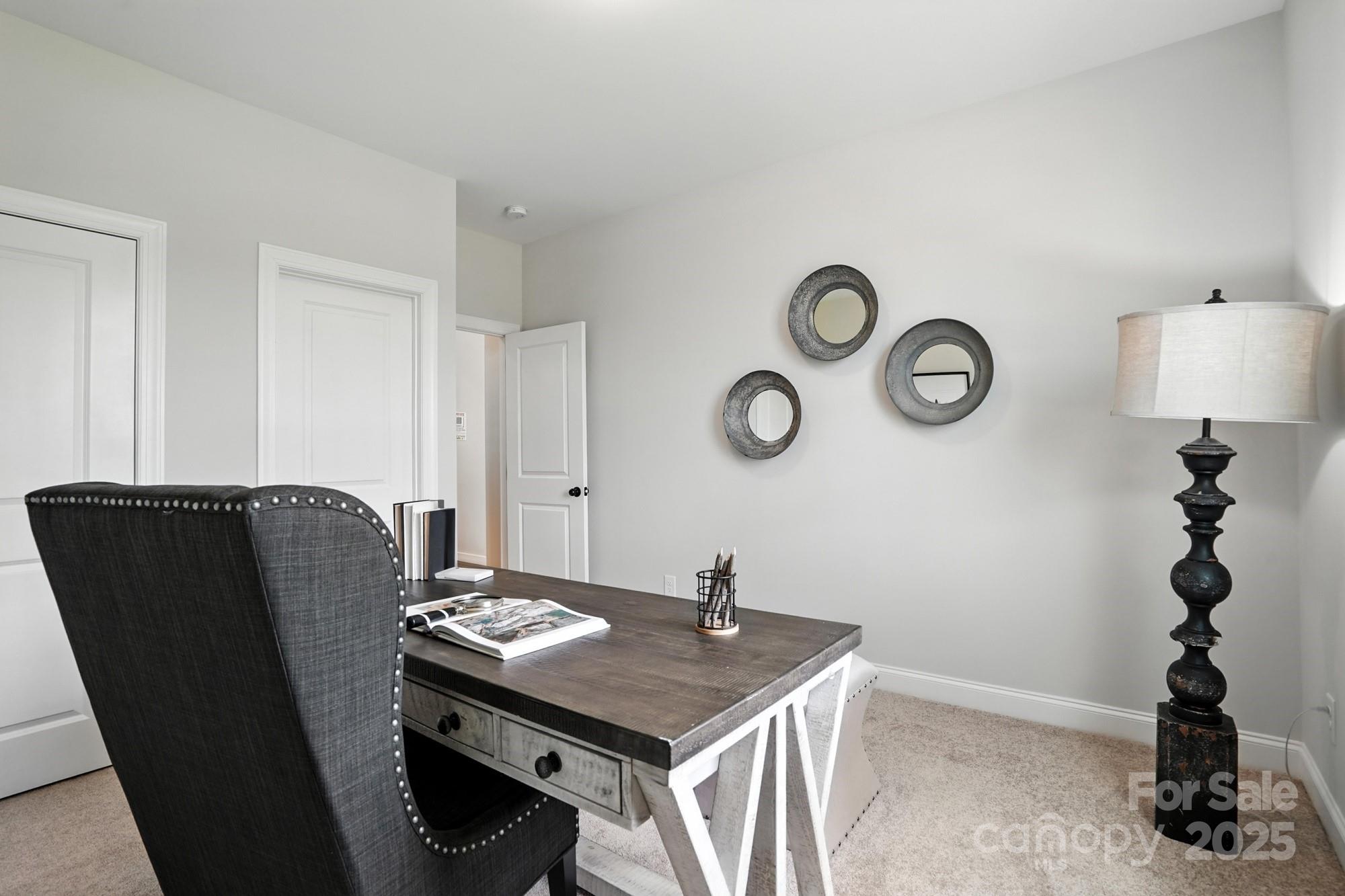 property viewer photo 18