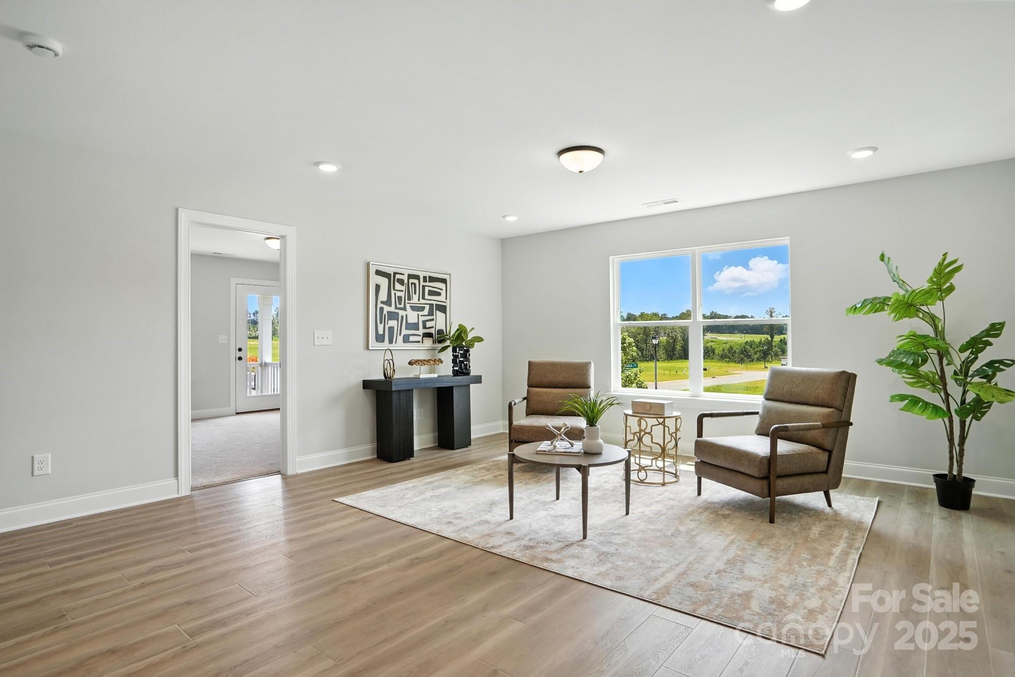 property viewer photo 24