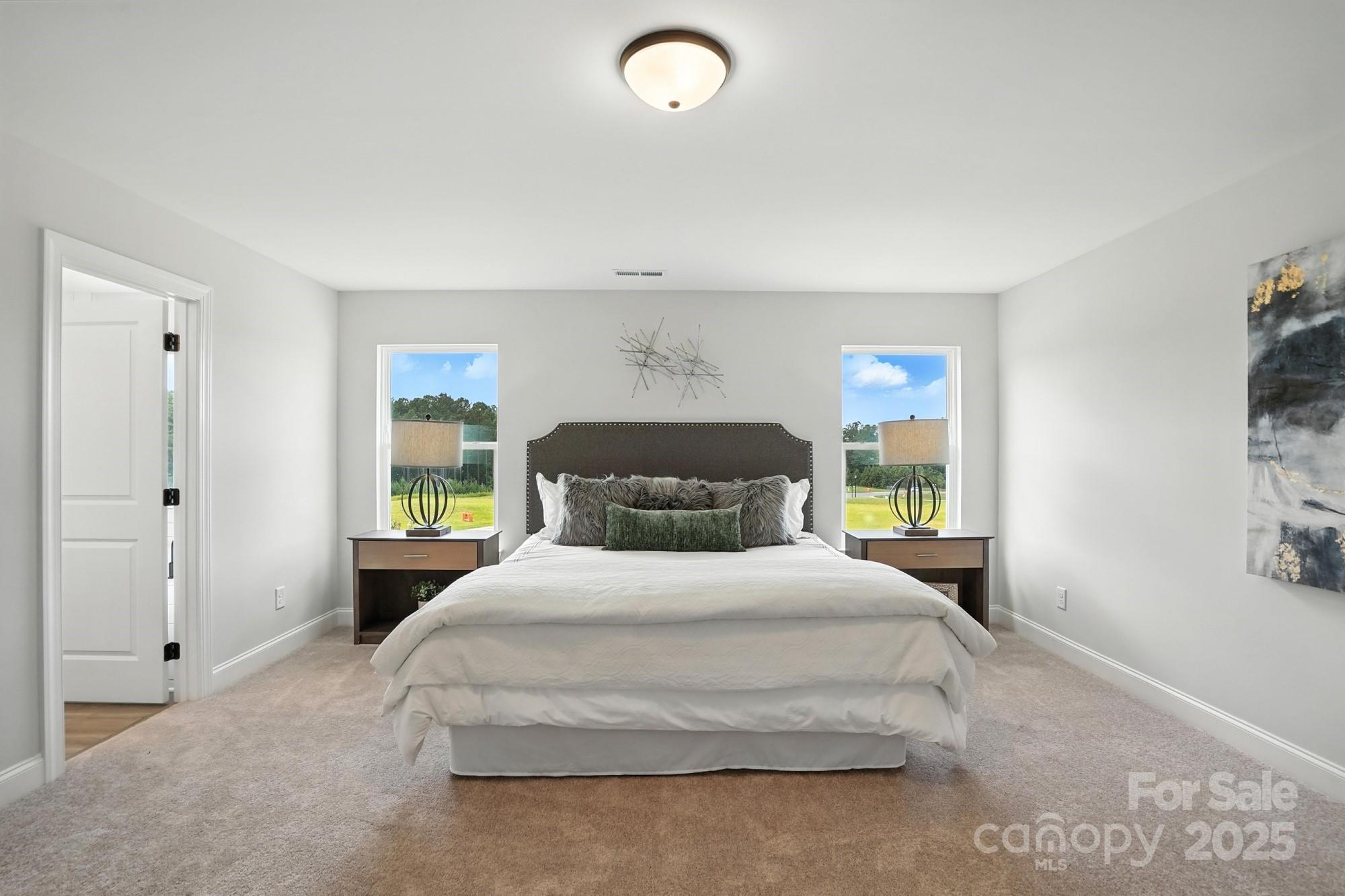 property viewer photo 26