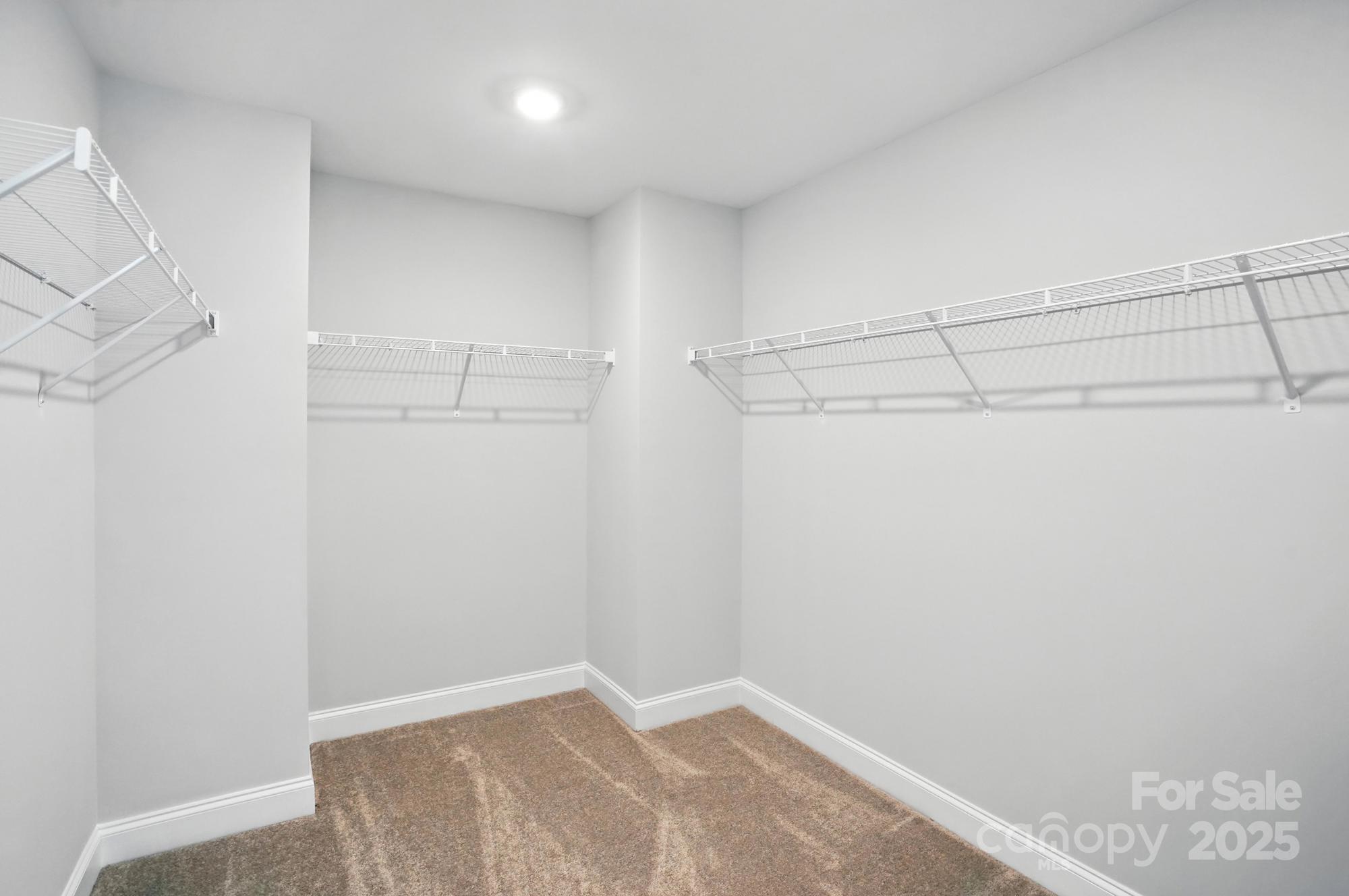 property viewer photo 29