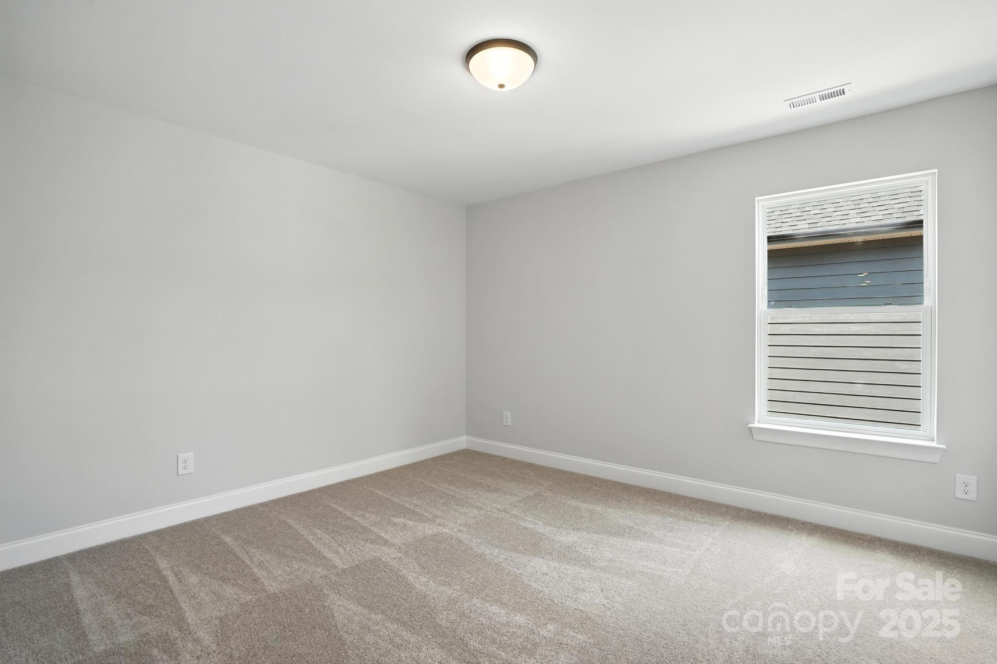property viewer photo 34