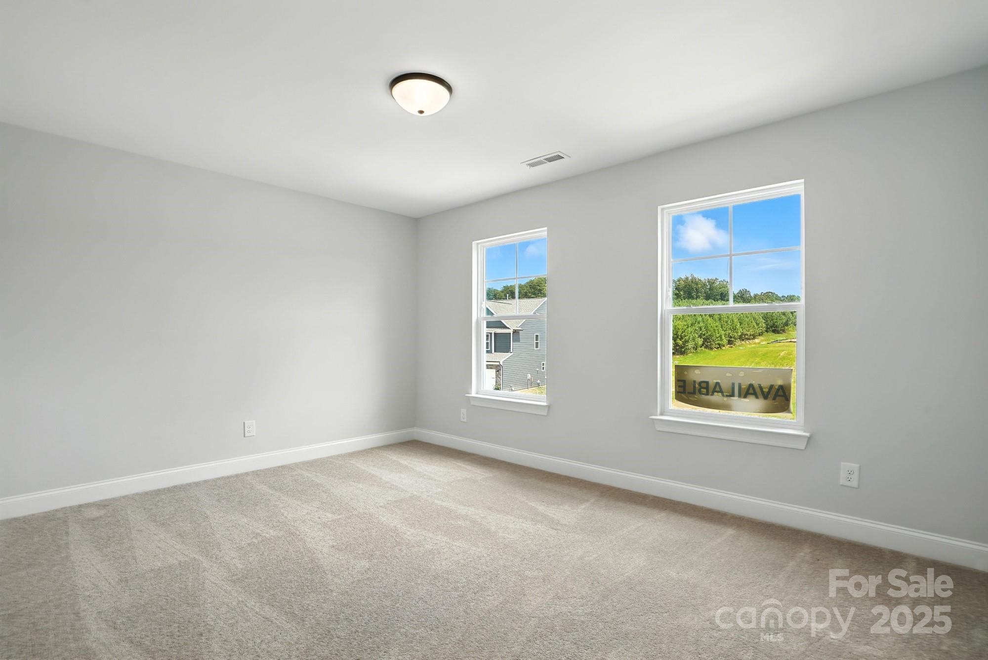property viewer photo 36