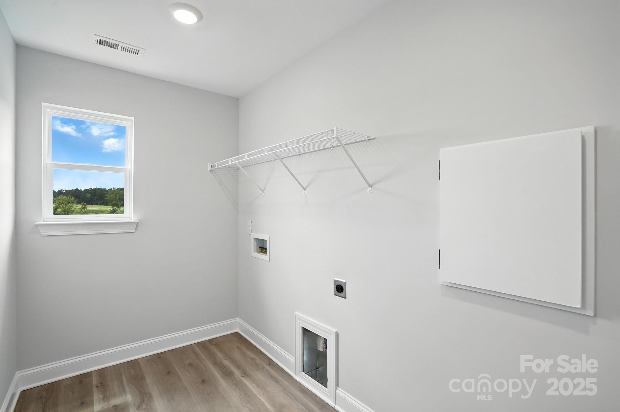 property viewer photo 38