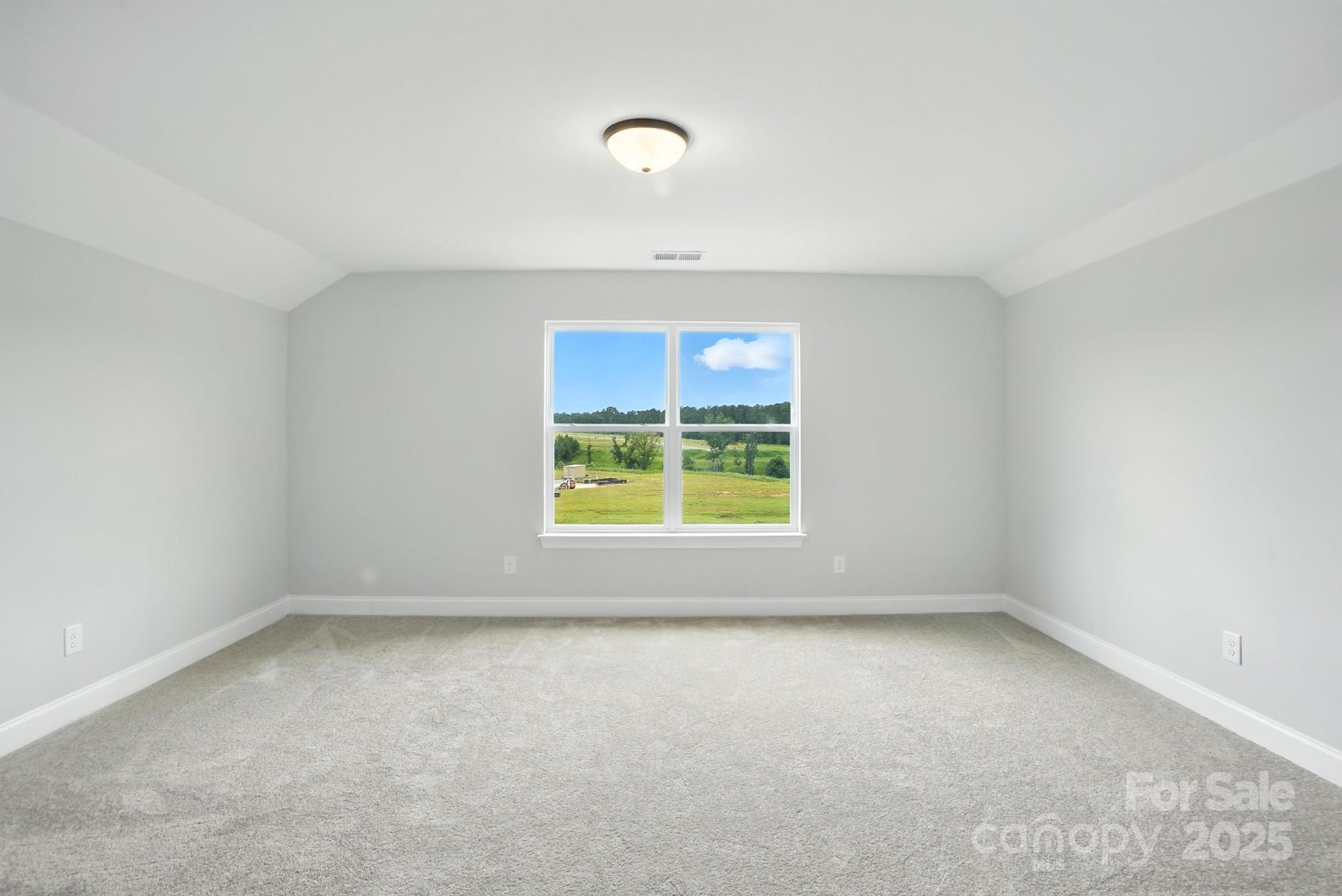 property viewer photo 39