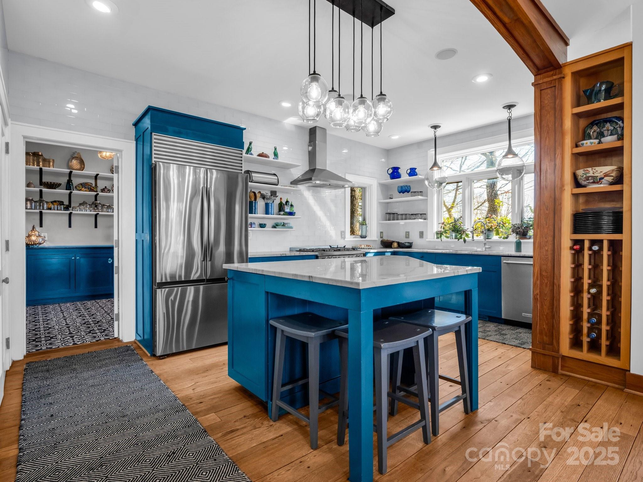 property viewer photo 12