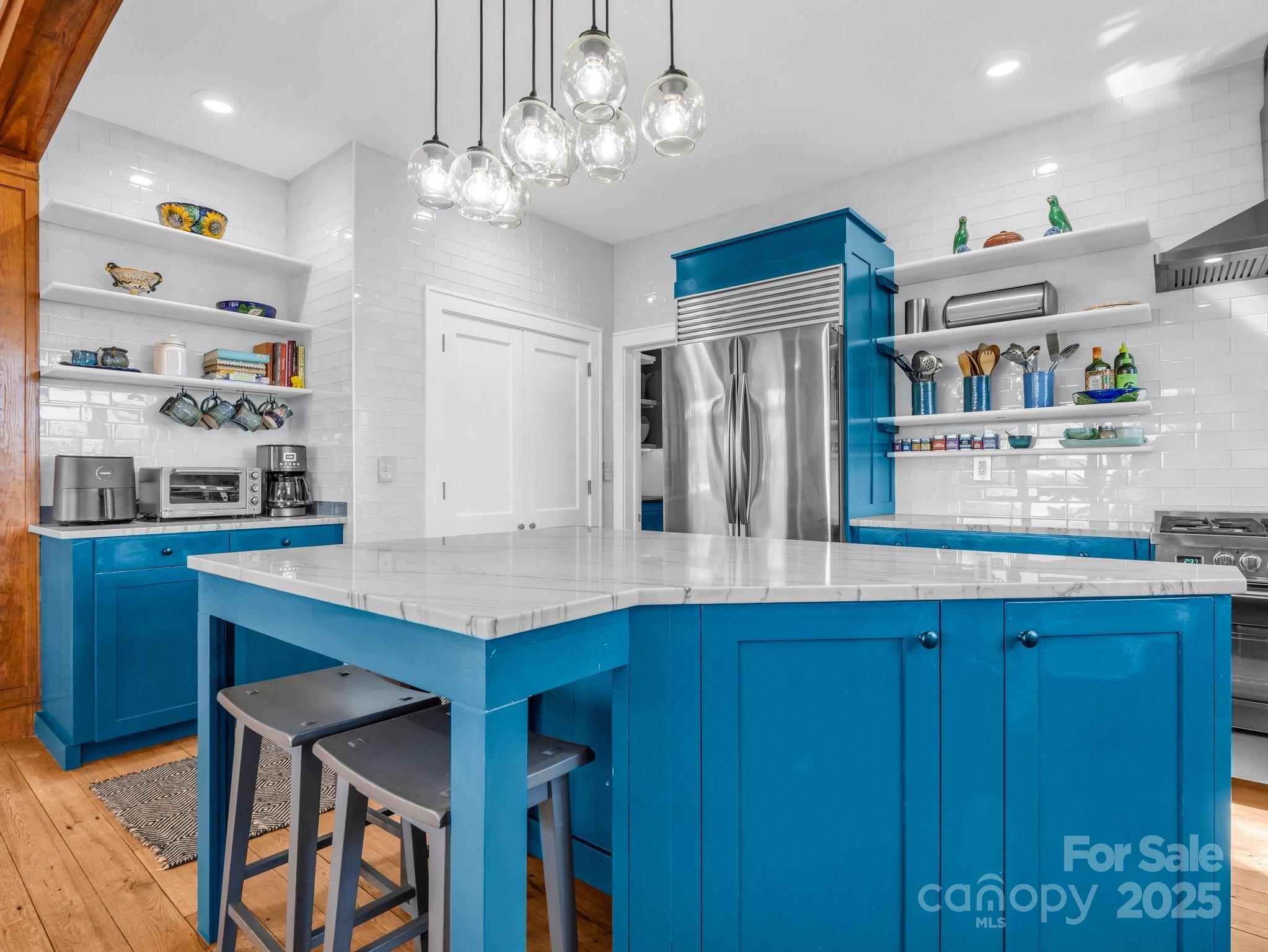 property viewer photo 13