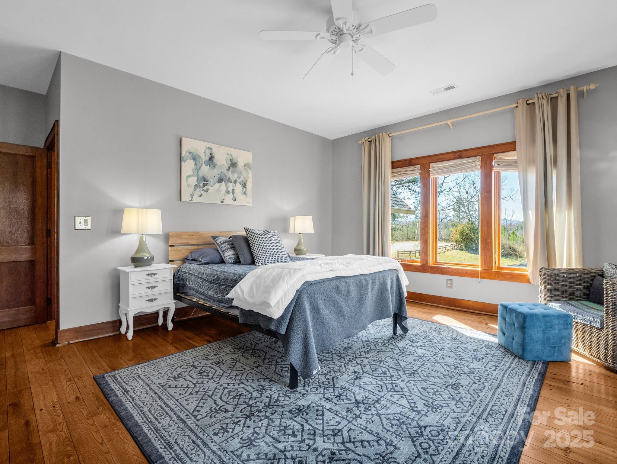 property viewer photo 29