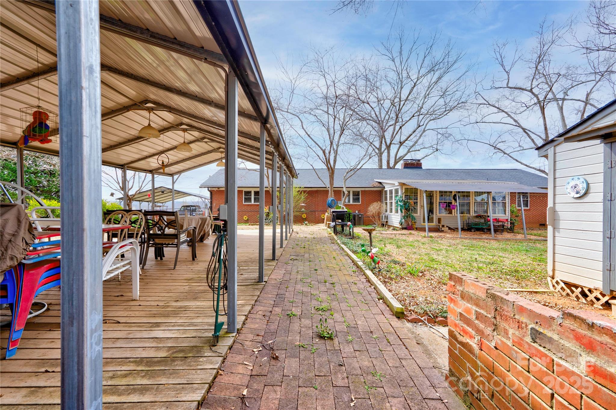 main property photo 34