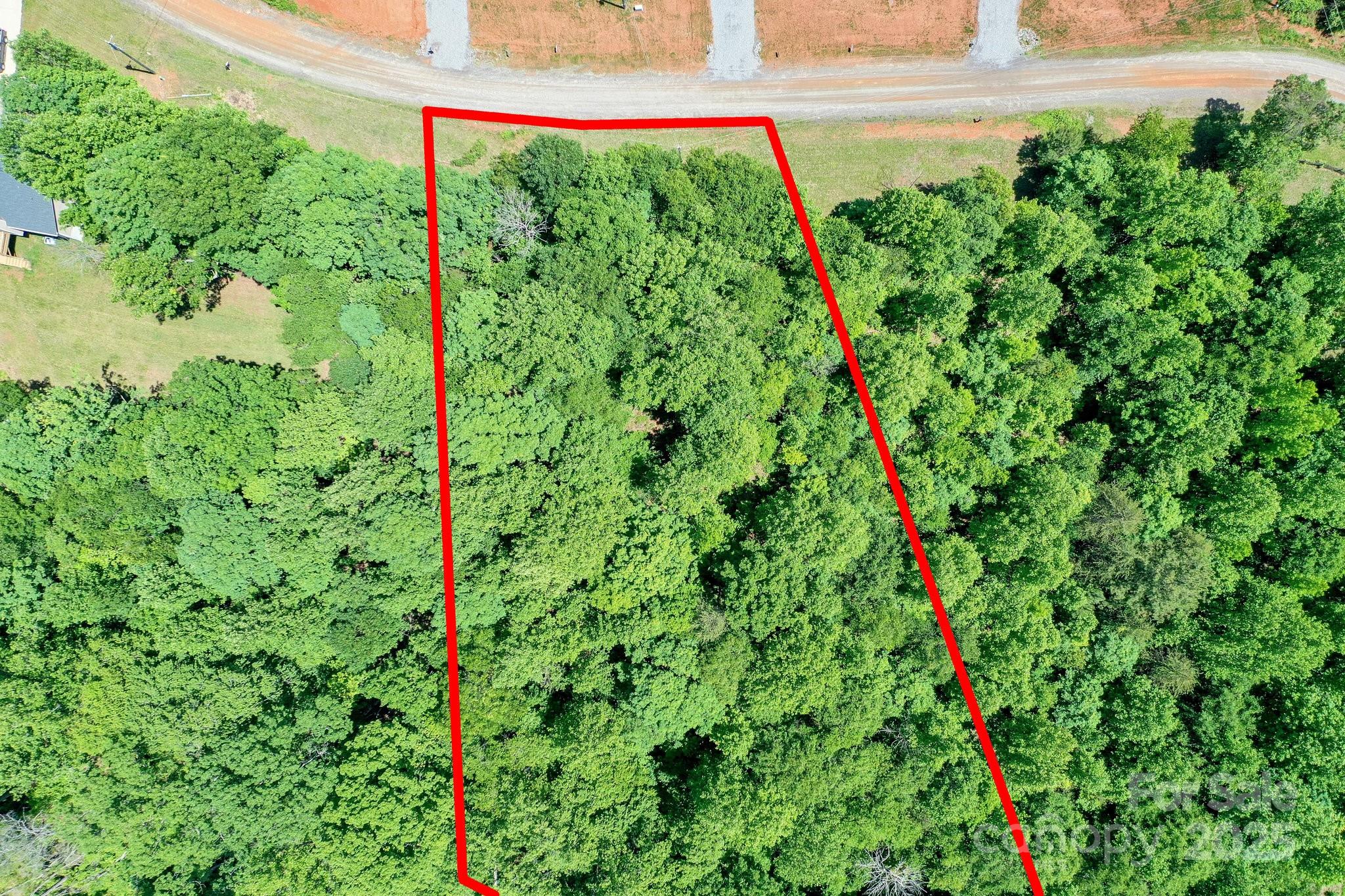 main property photo 11