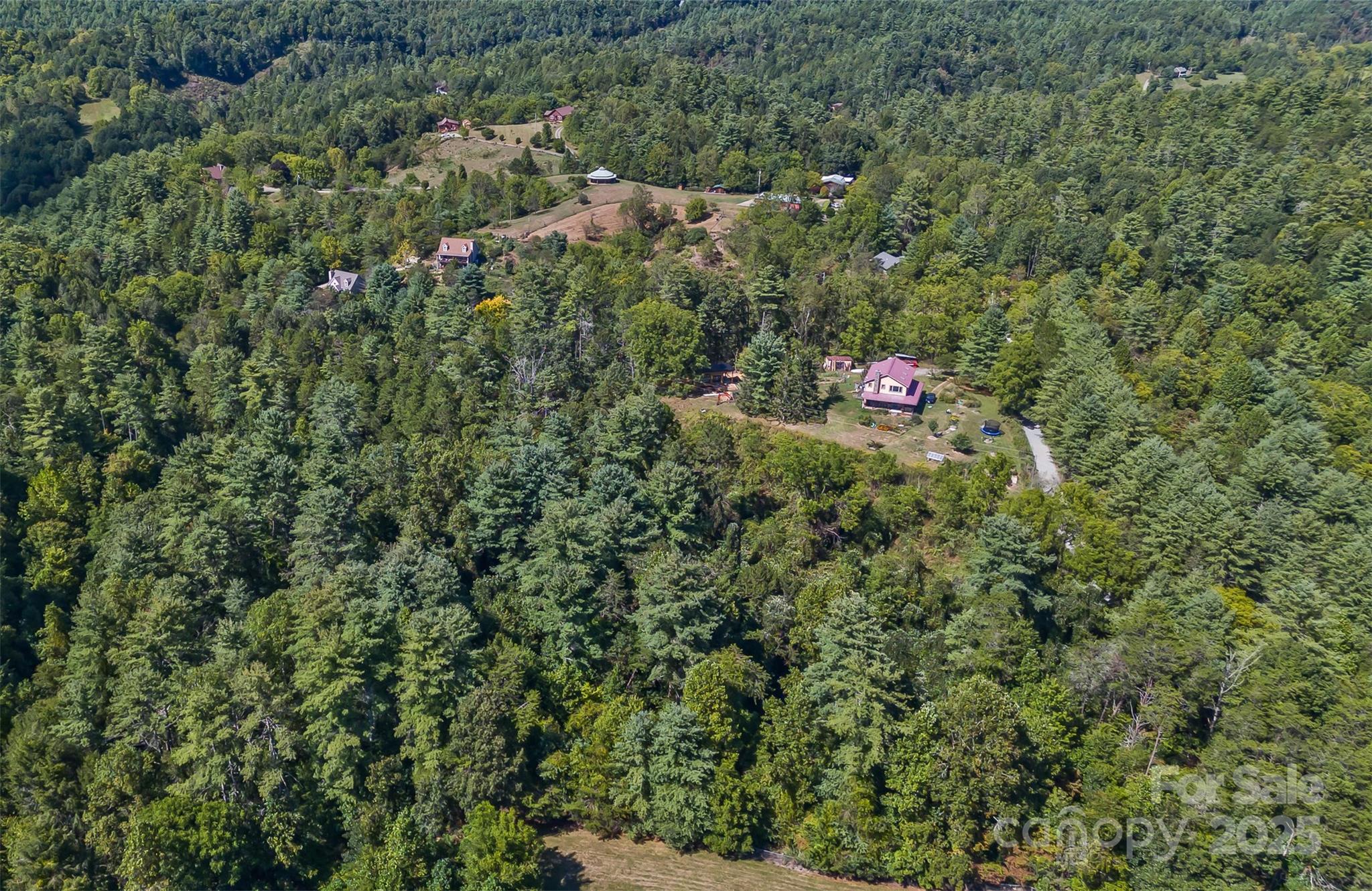main property photo 8