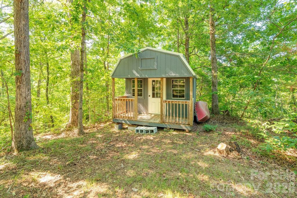 main property photo 27