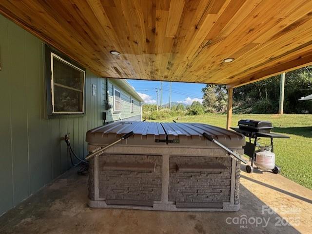 main property photo 8