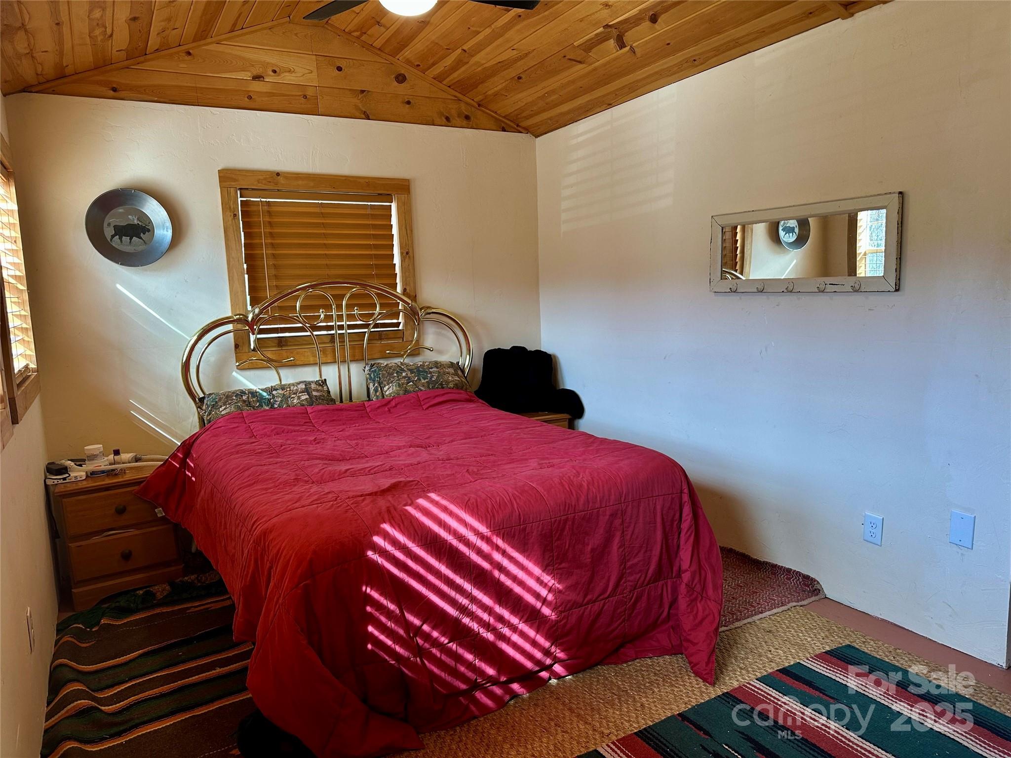 main property photo 11