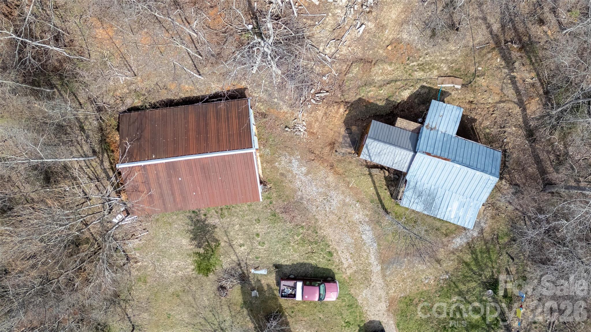 main property photo 30