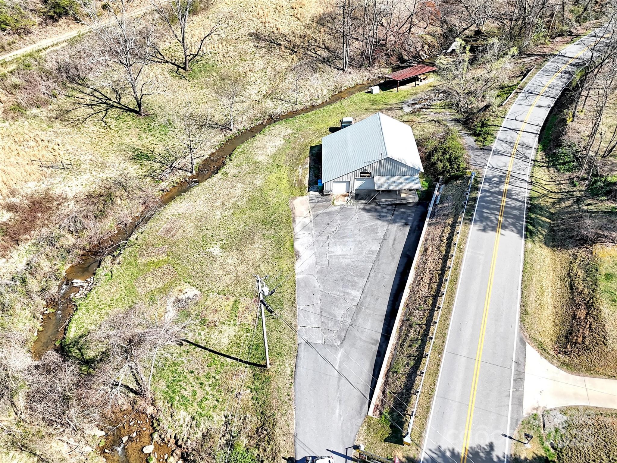 main property photo 31