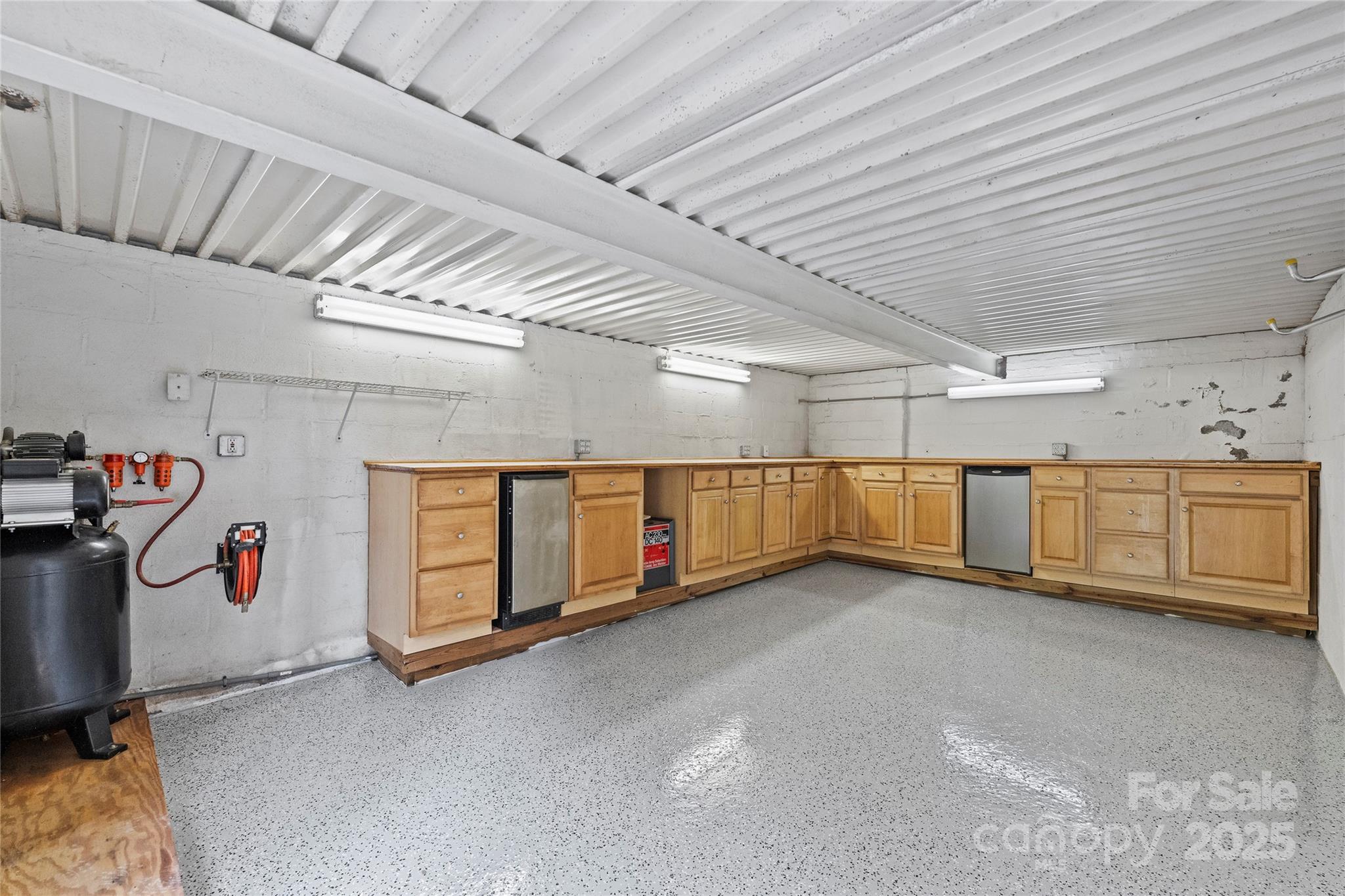 property viewer photo 40