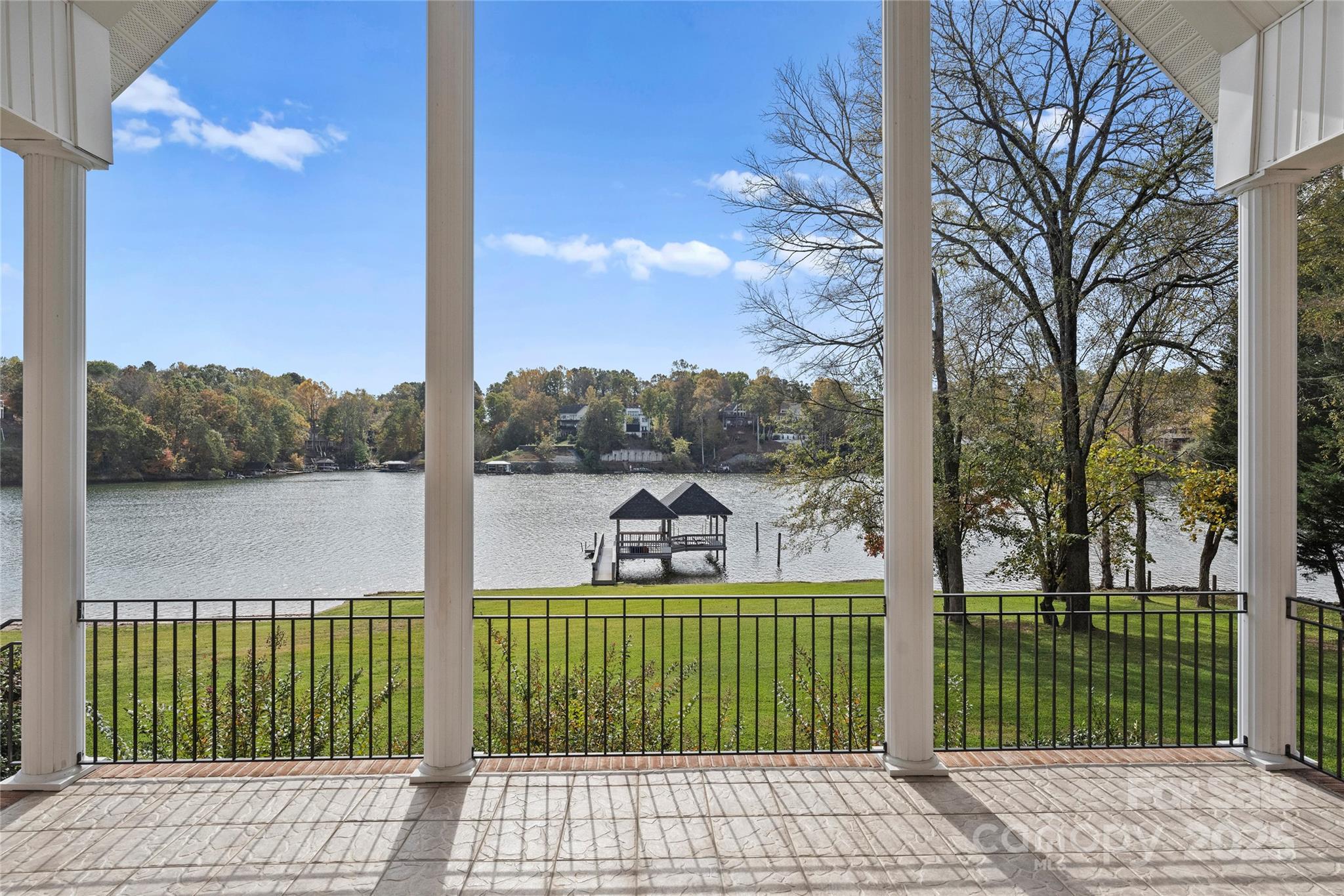 property viewer photo 42