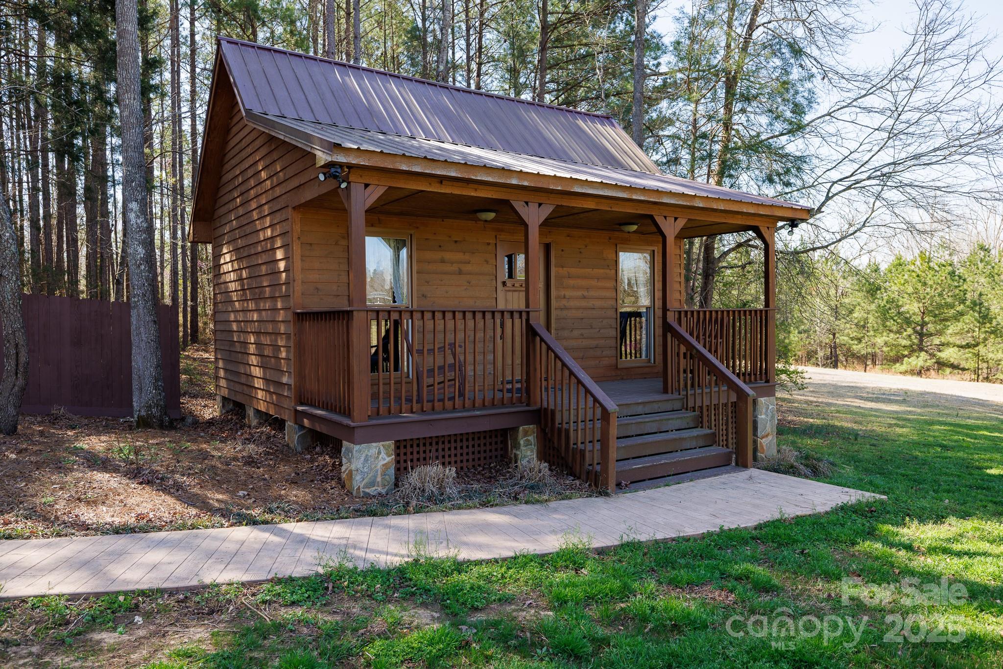main property photo 38