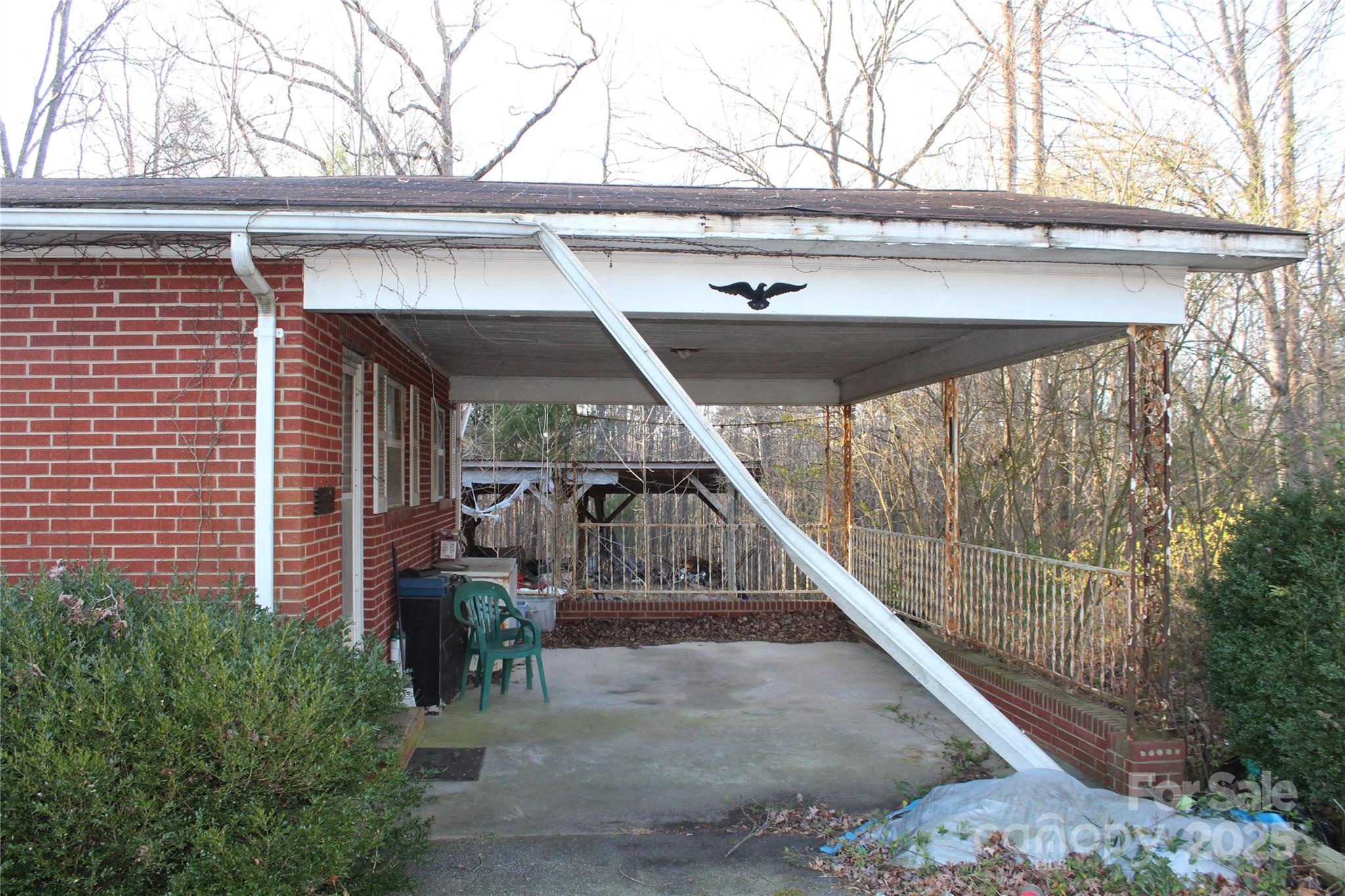 main property photo 5