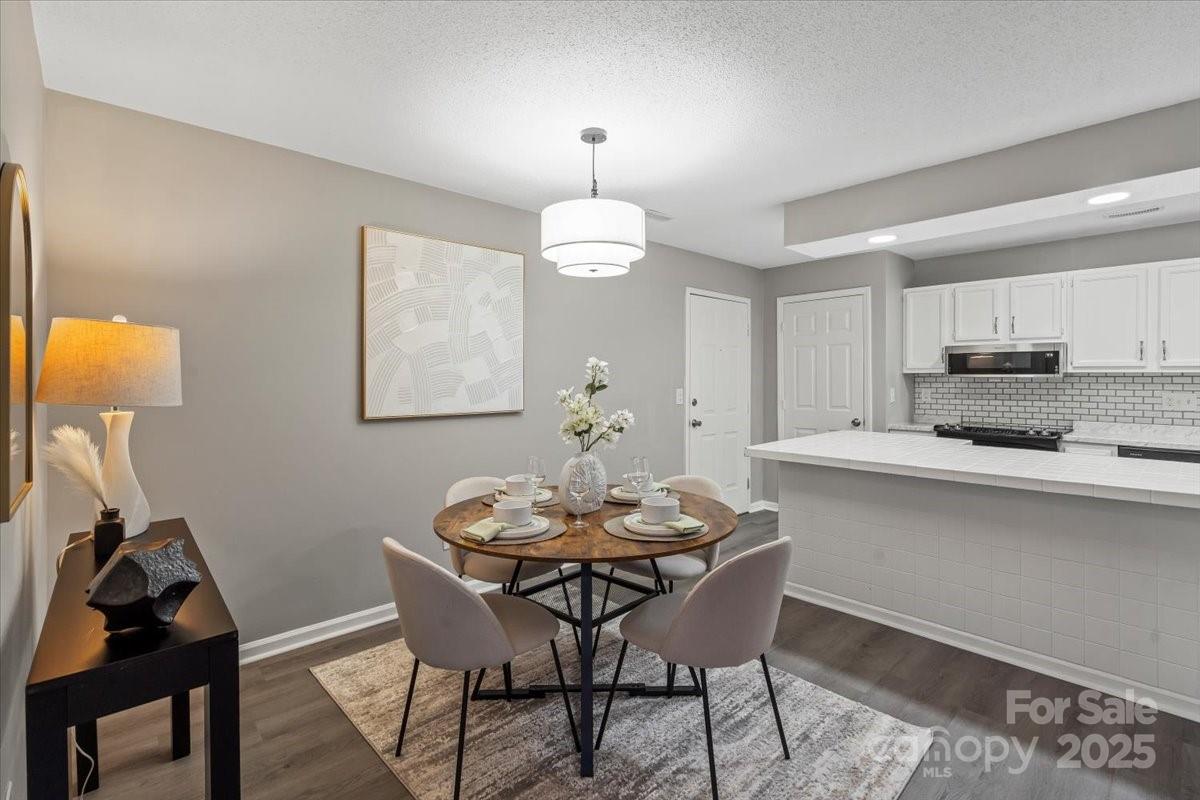 property viewer photo 6