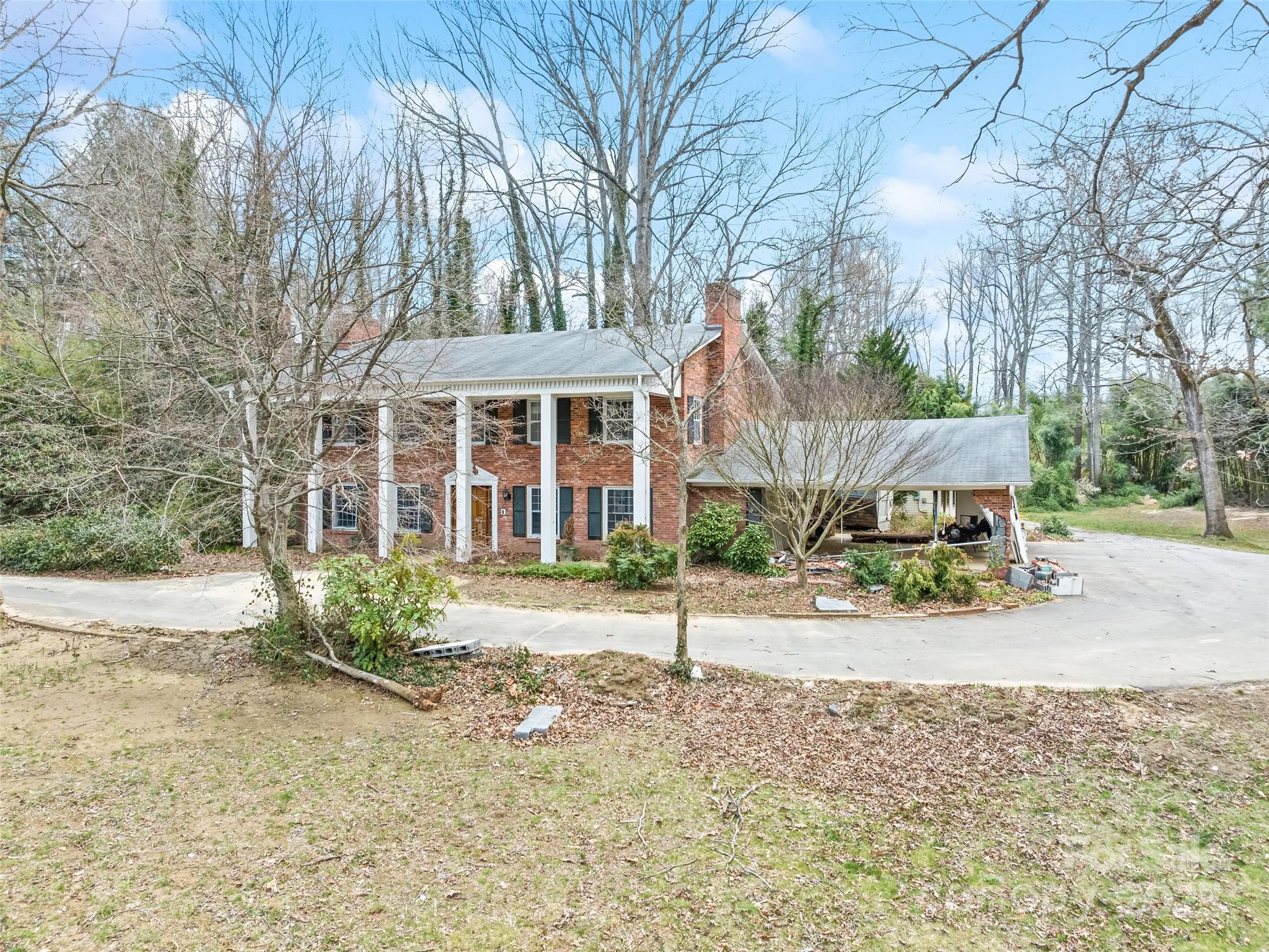 main property photo 13