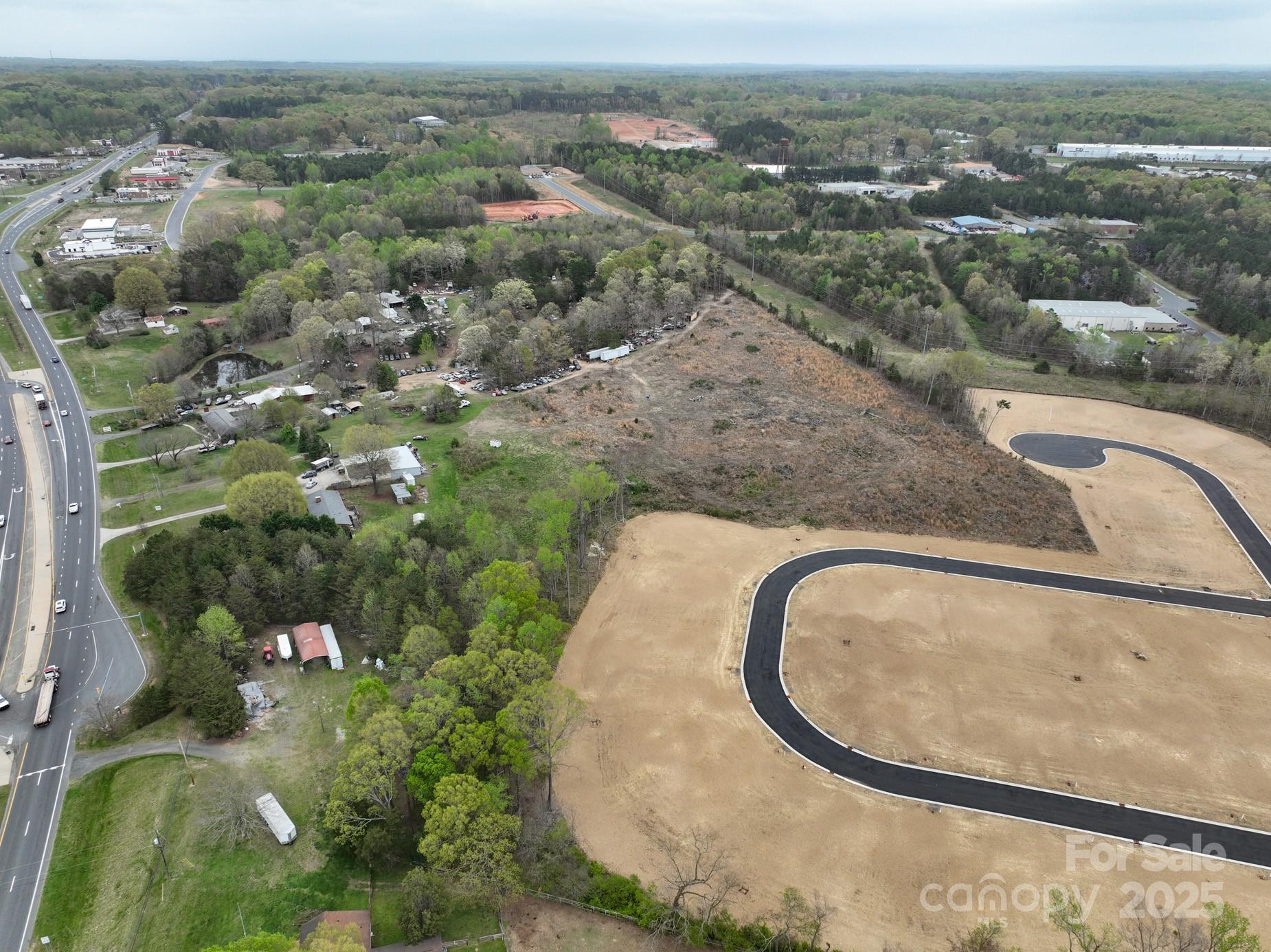 main property photo 5