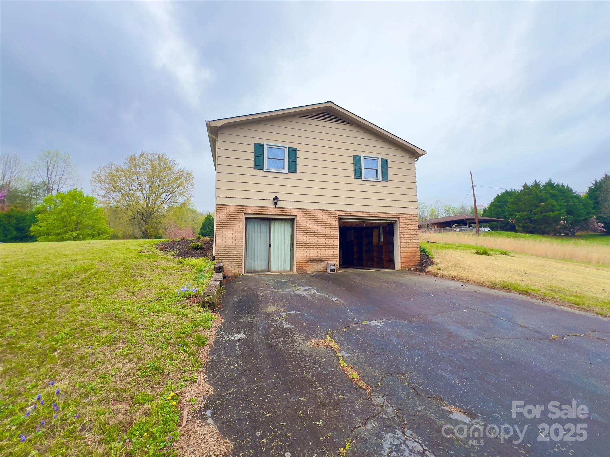 property viewer photo 4