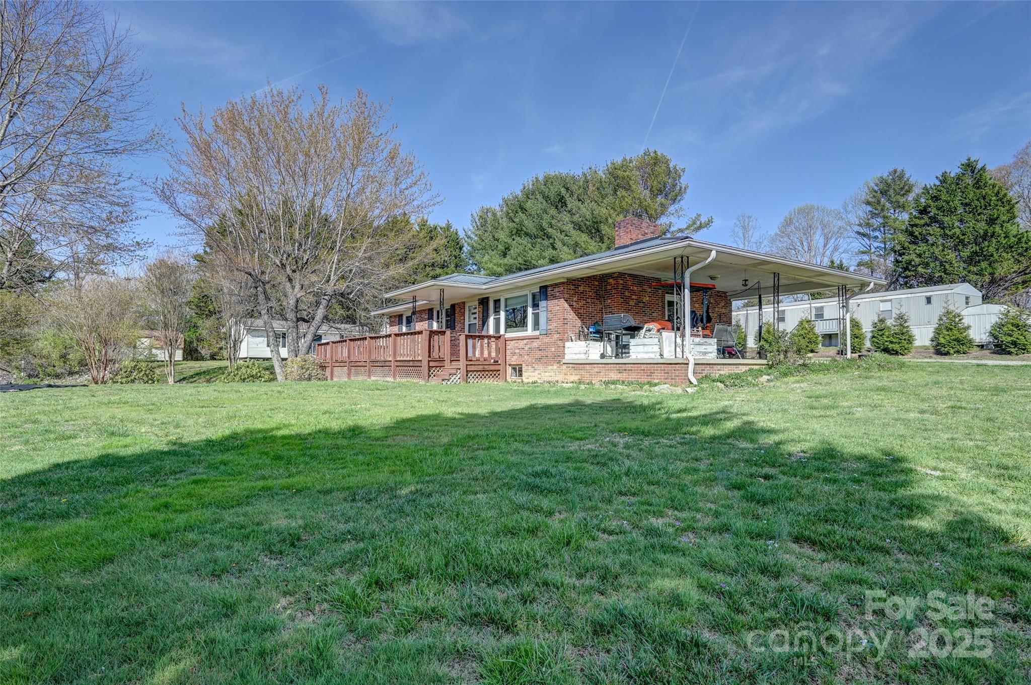 main property photo 36