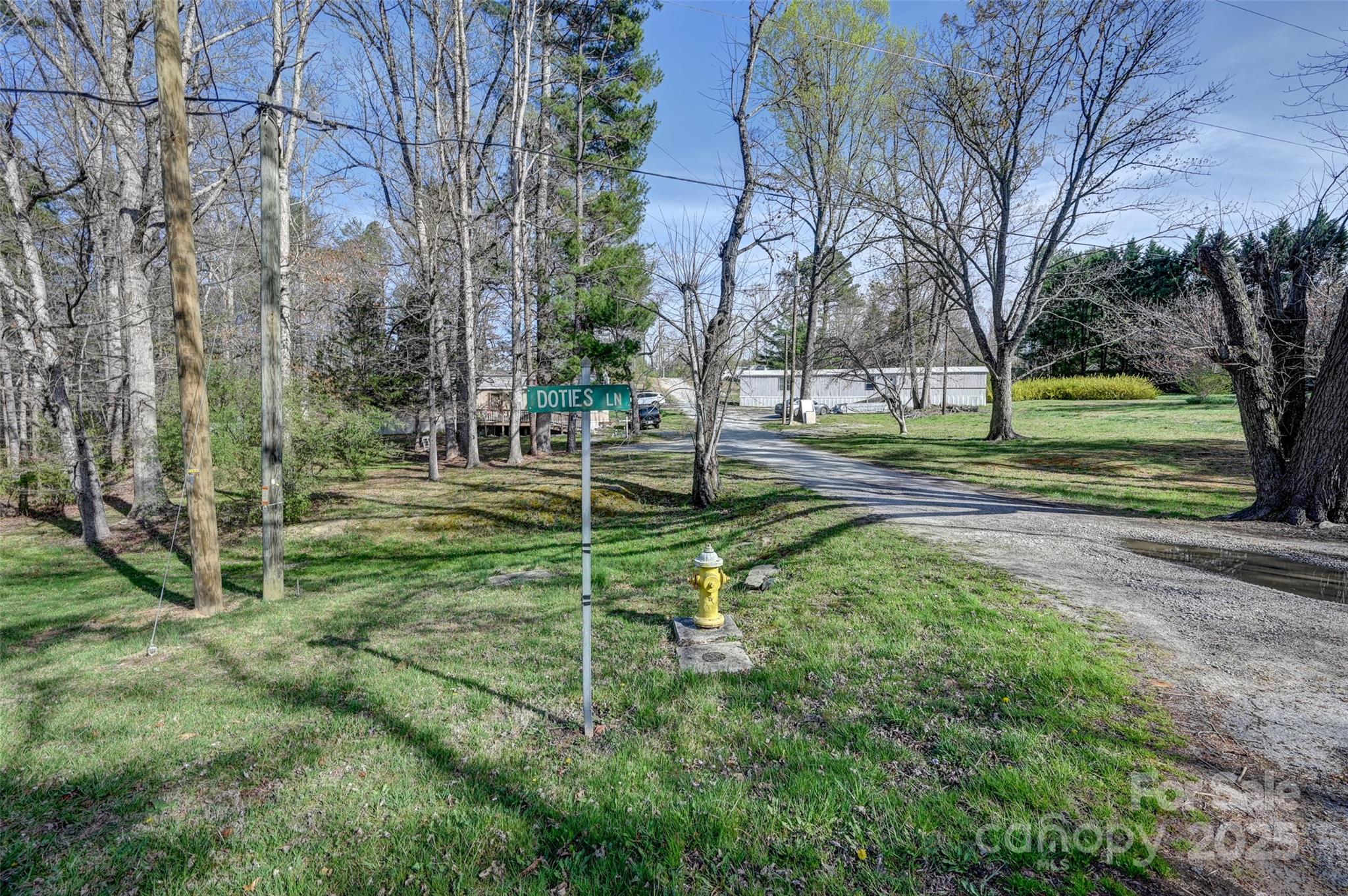 main property photo 41