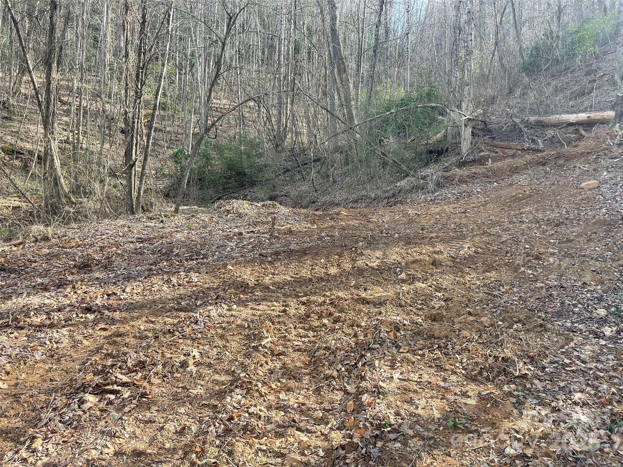 main property photo 9