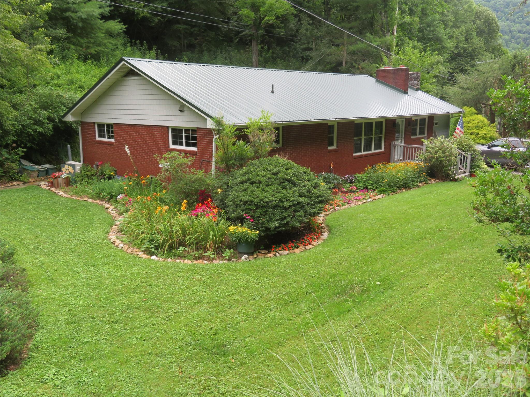 main property photo 37