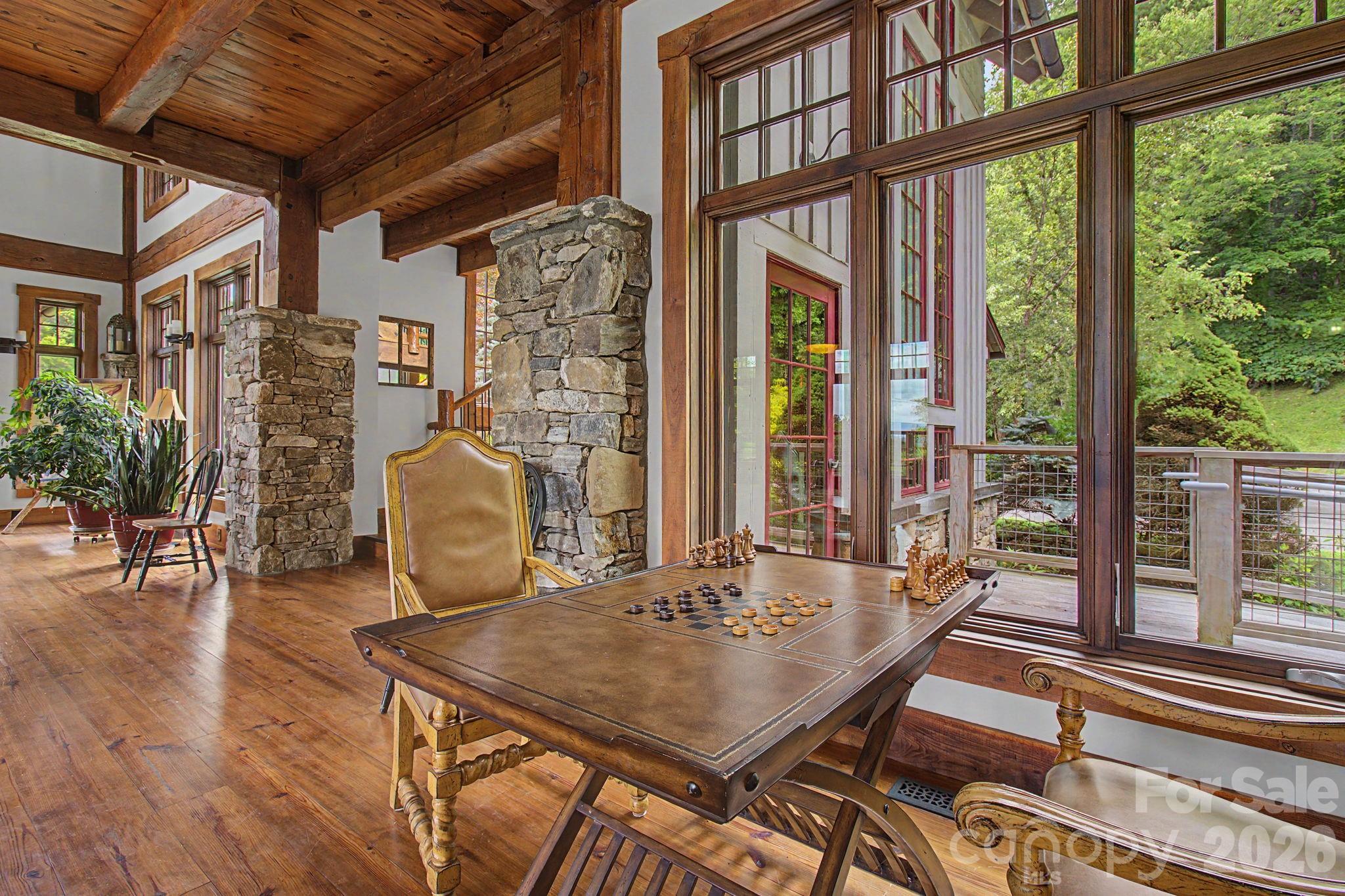main property photo 40