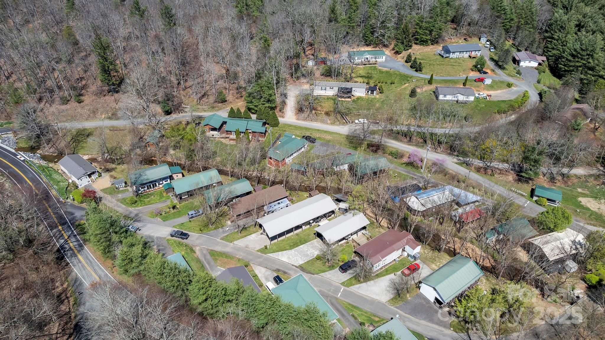 main property photo 27