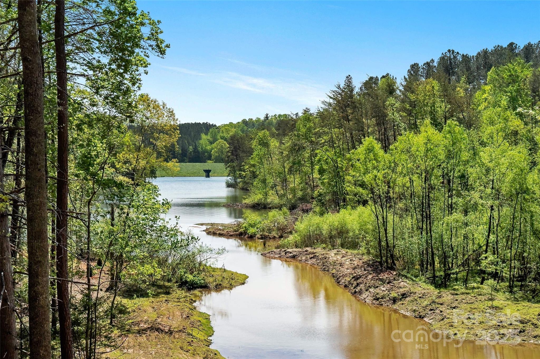 property viewer photo 44