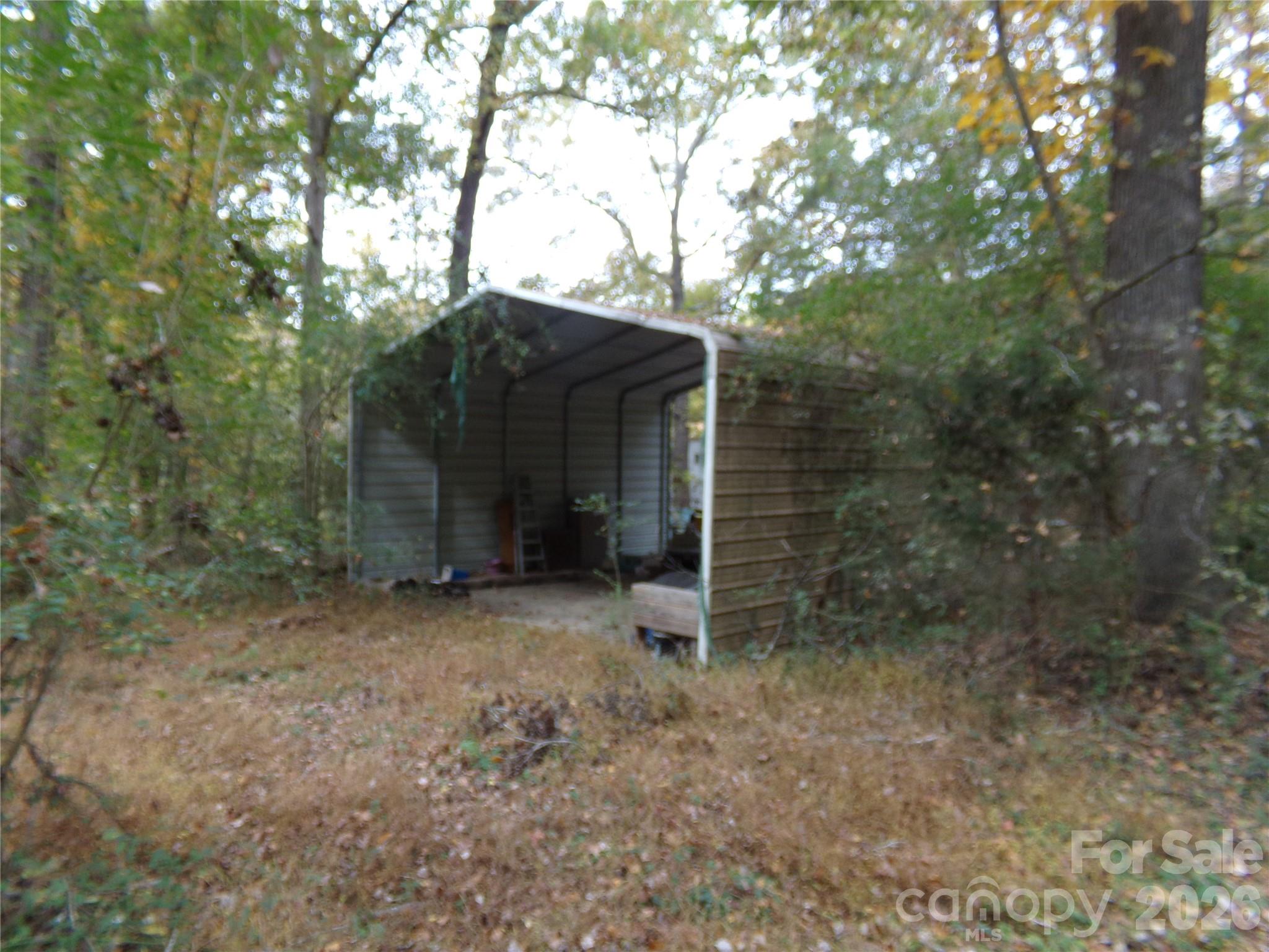 main property photo 19