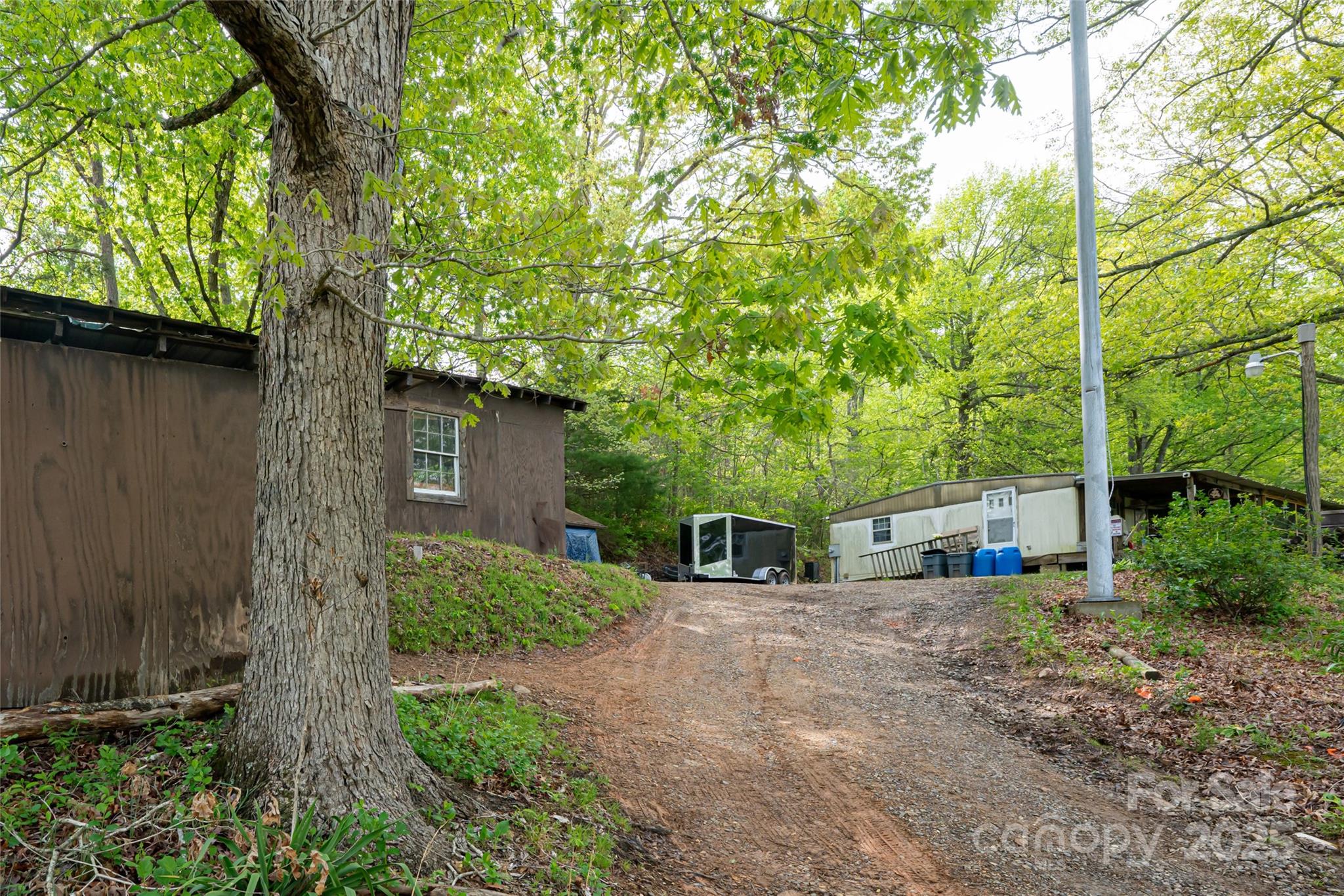 main property photo 21