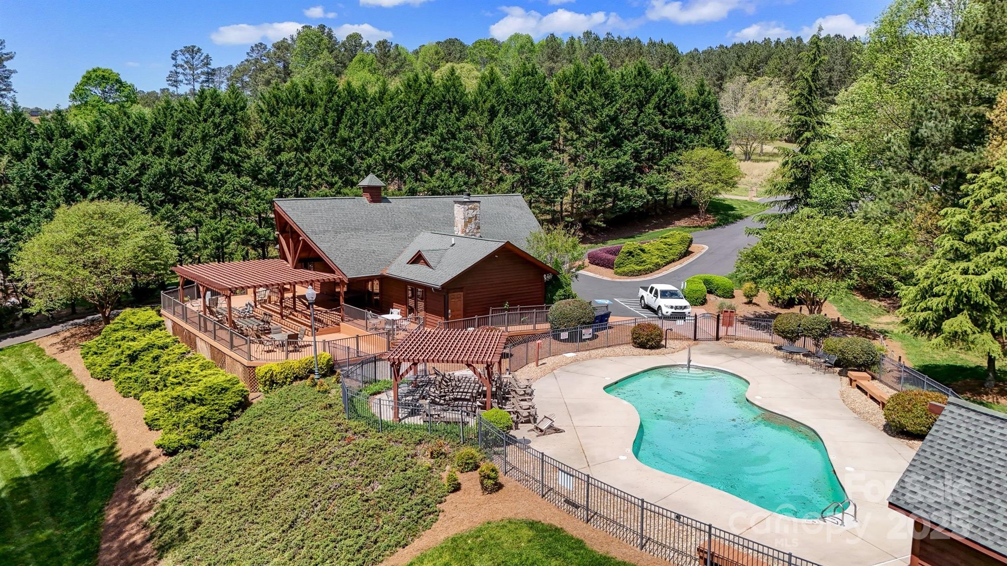 main property photo 43