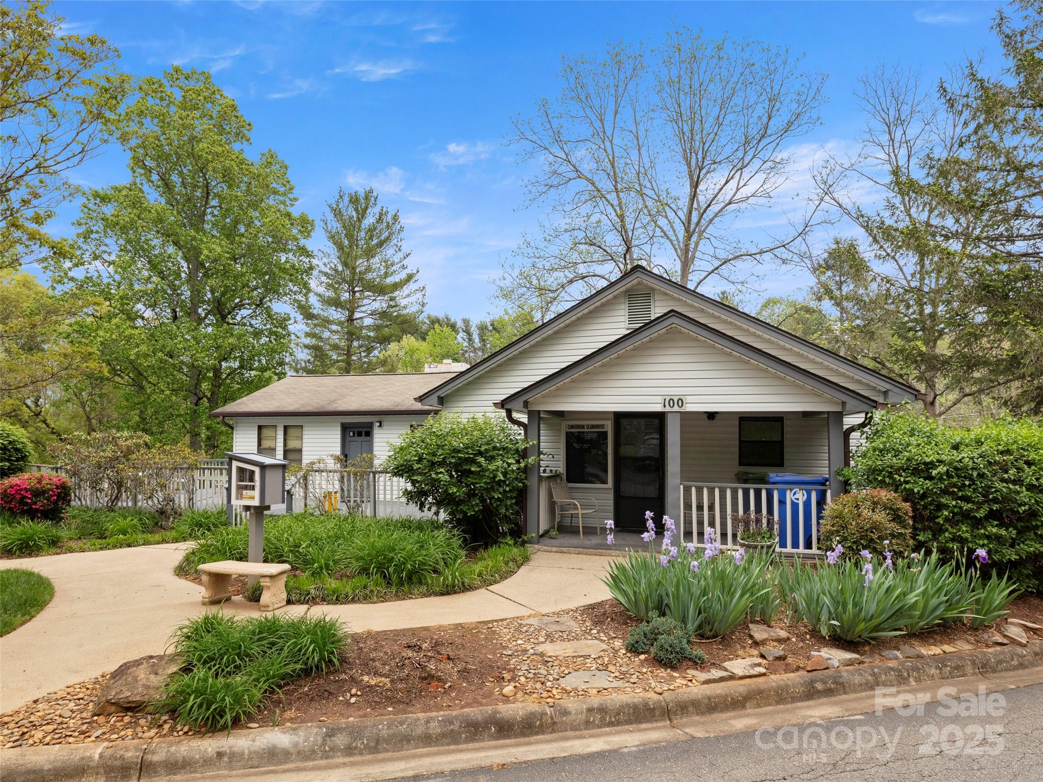 property viewer photo 25
