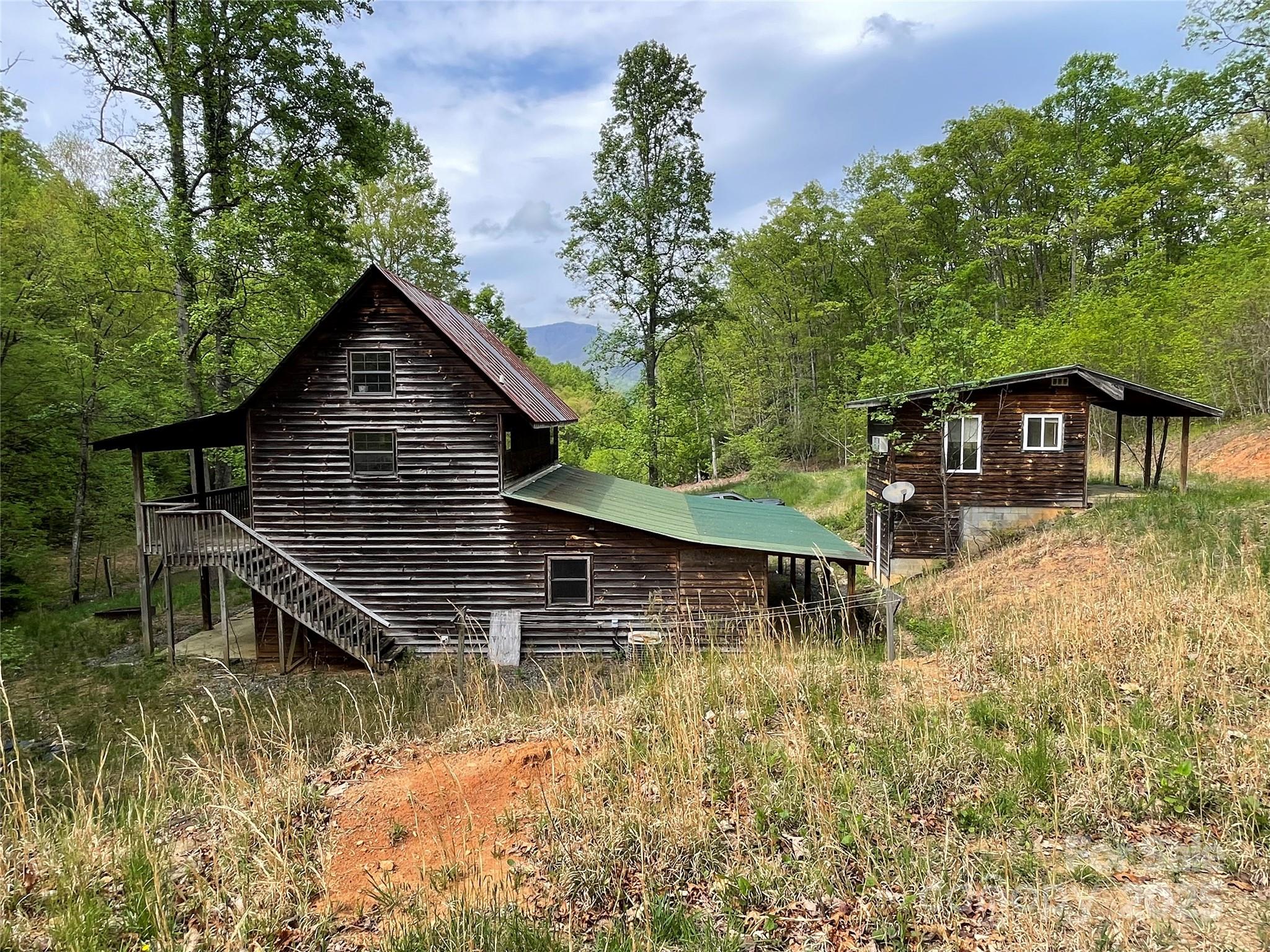 main property photo 30