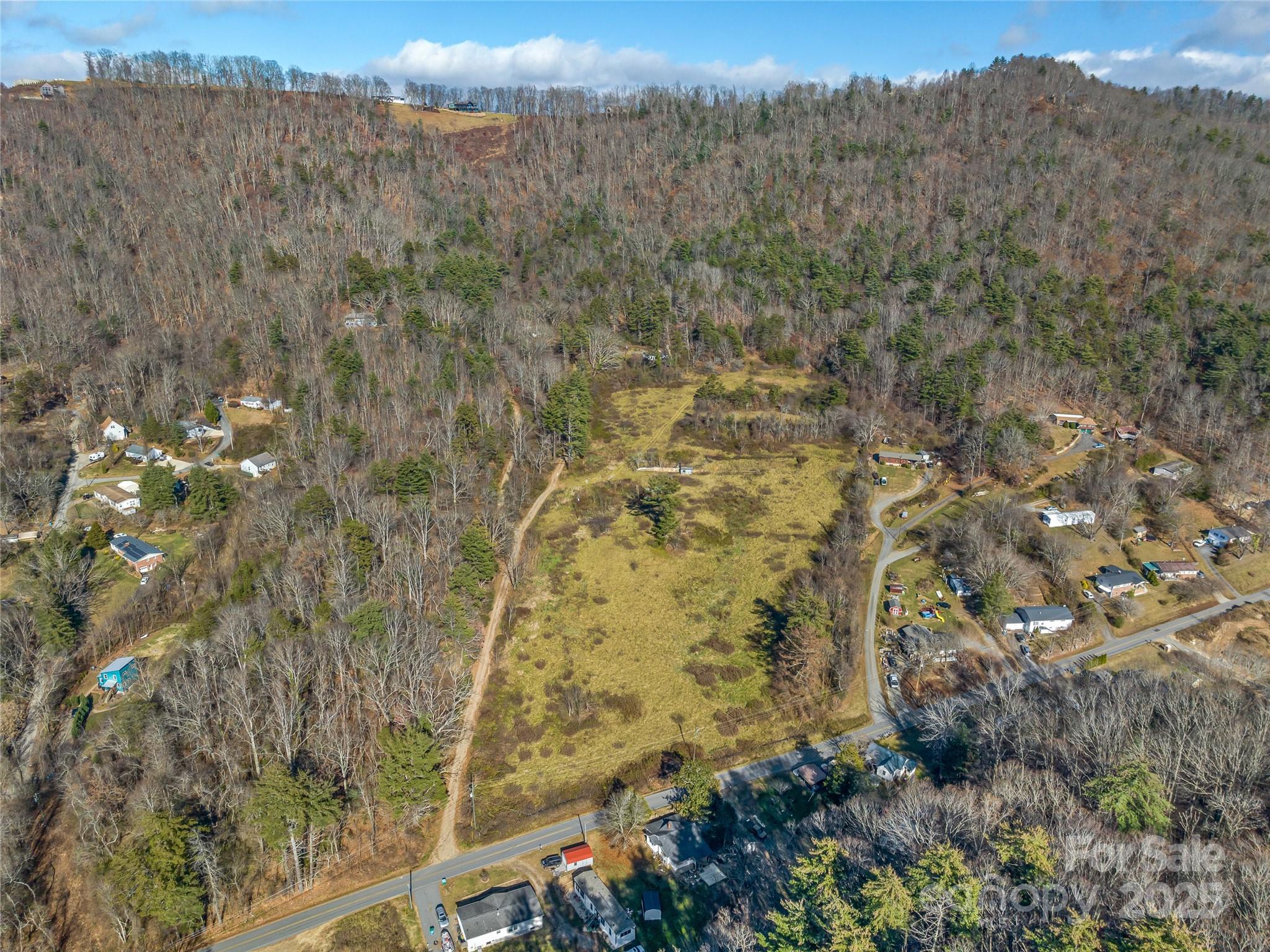 main property photo 14