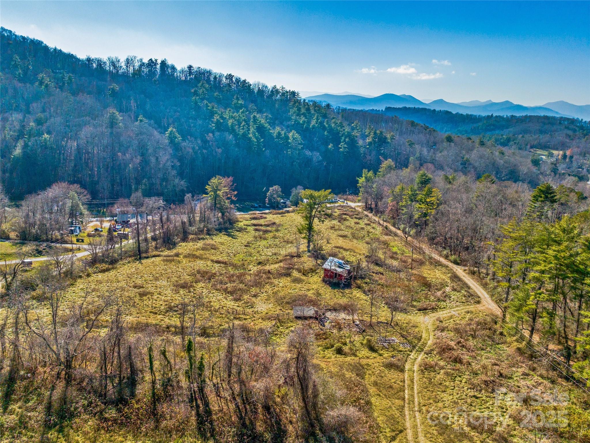 main property photo 7