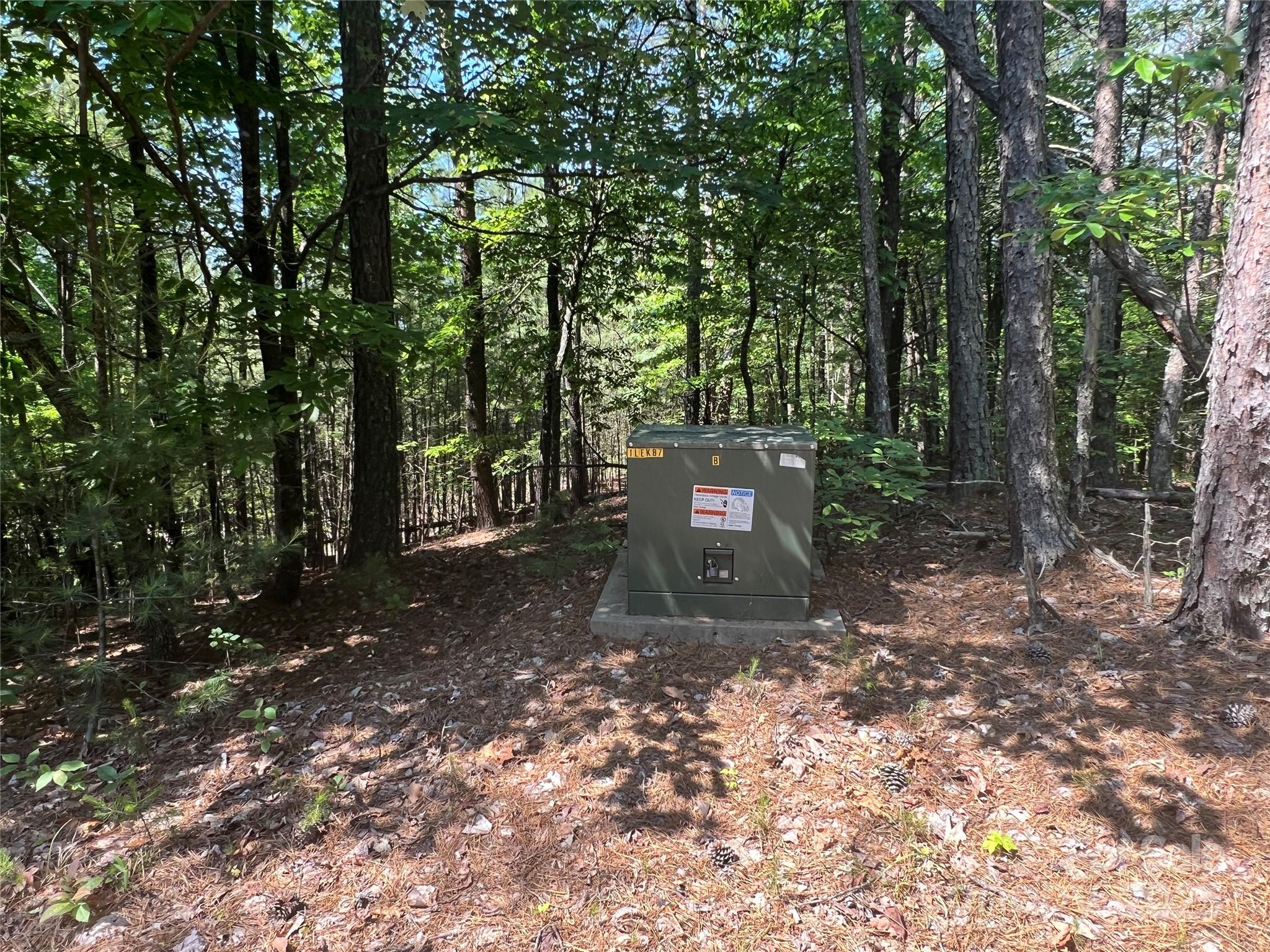 main property photo 22