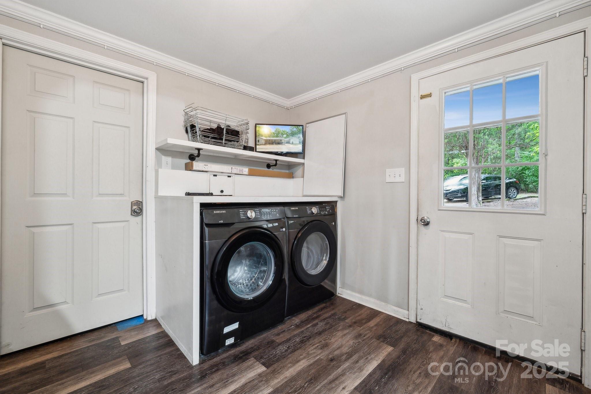 main property photo 20