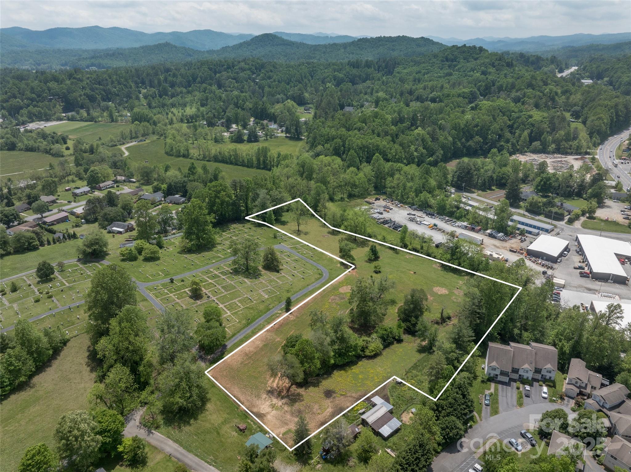 main property photo 2