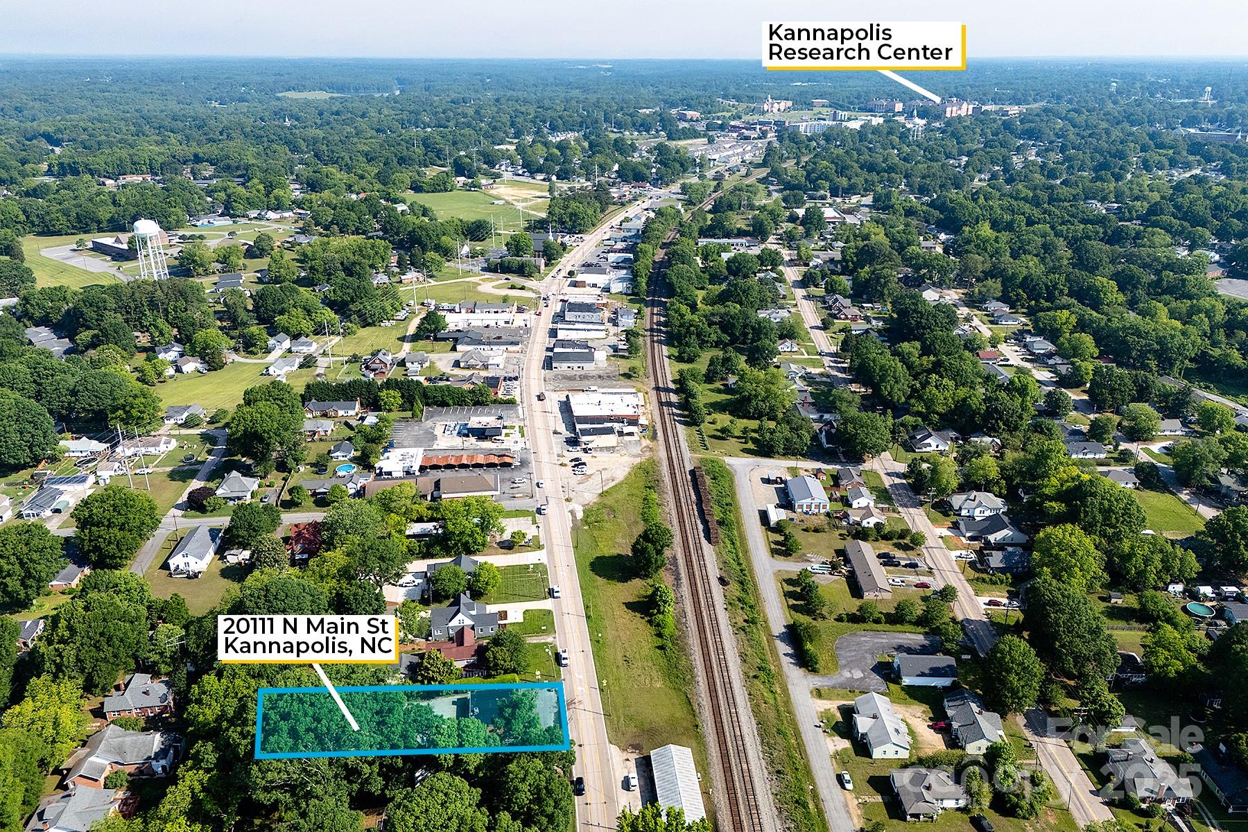 main property photo 10