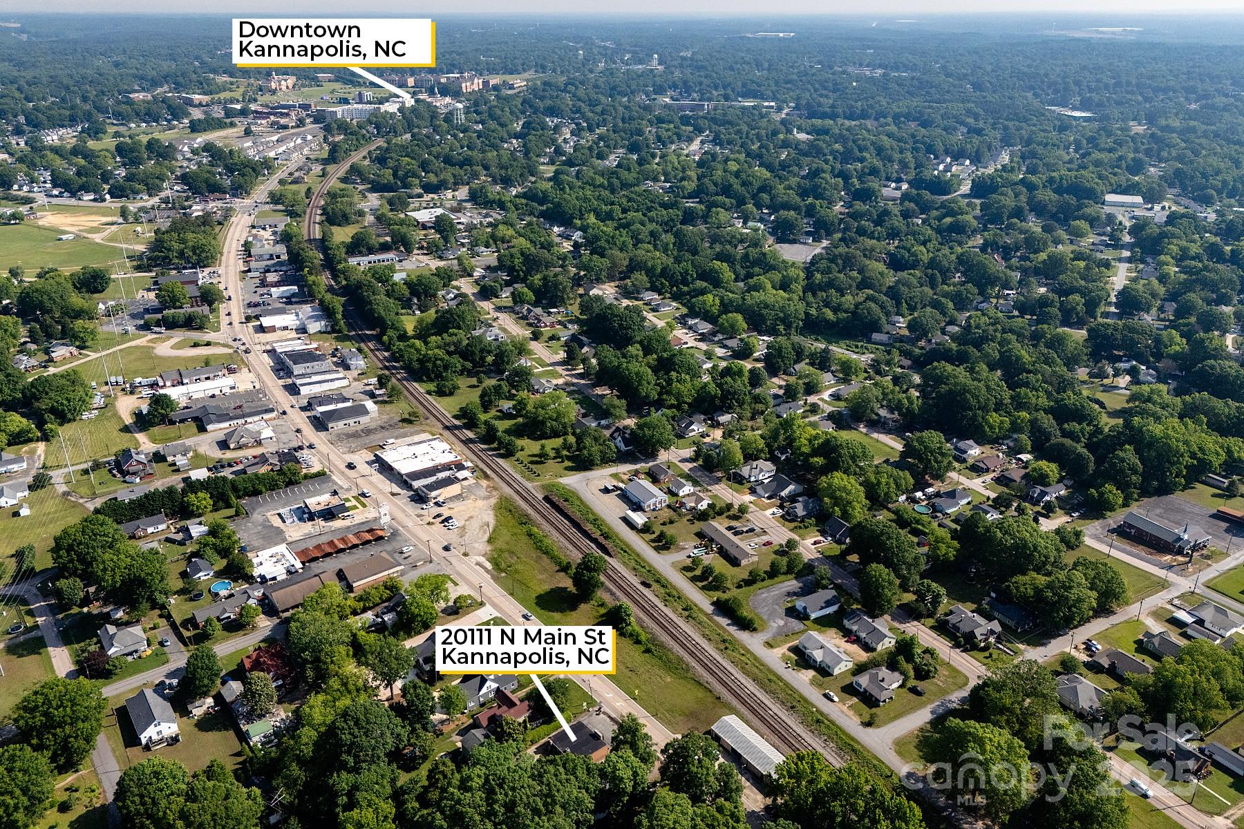 main property photo 11