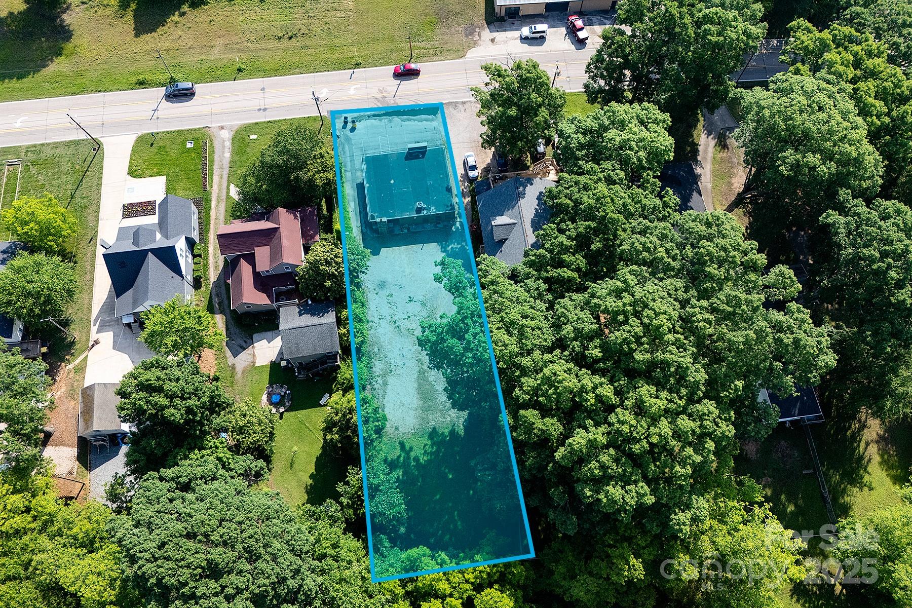 main property photo 12