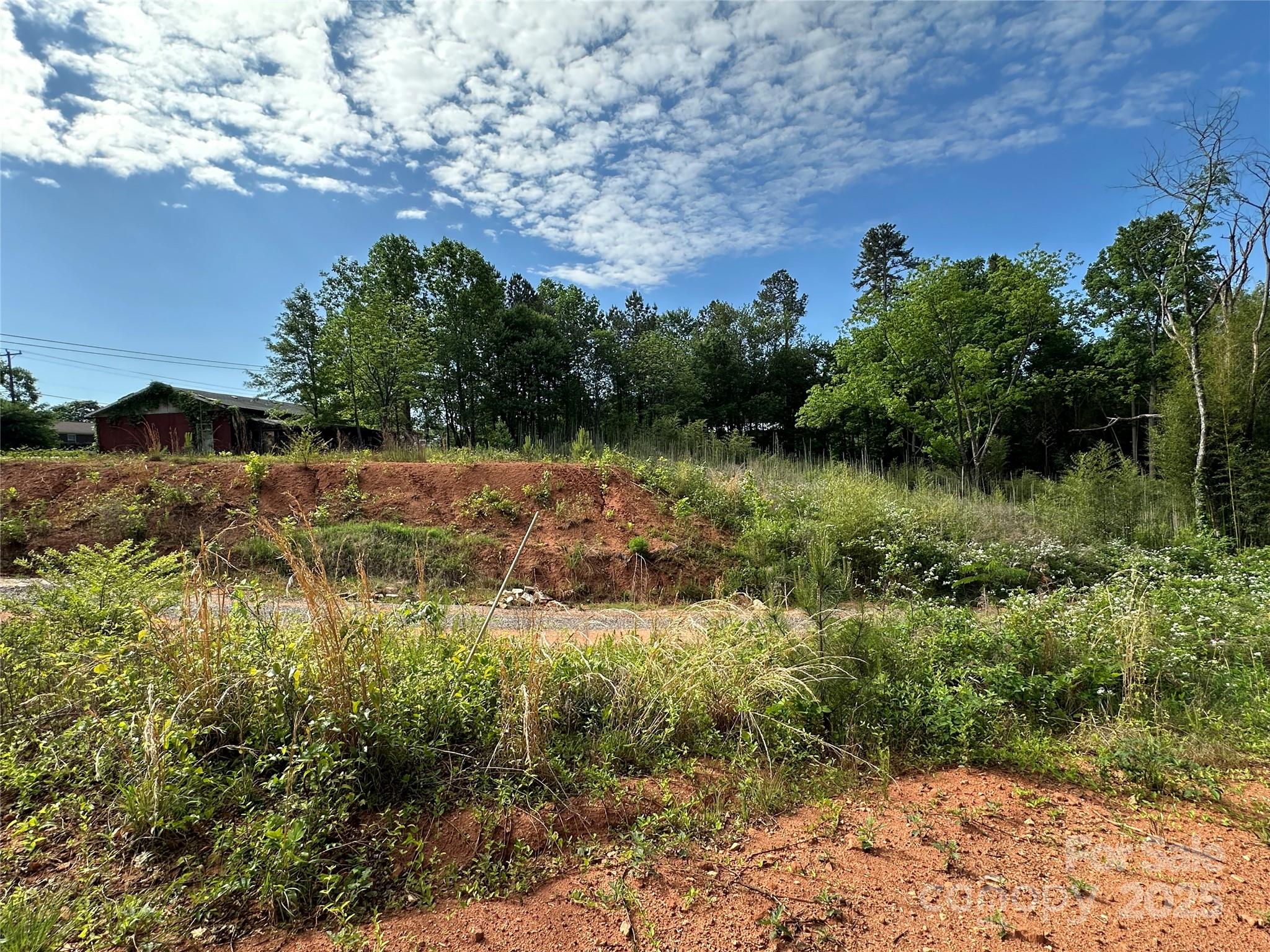 main property photo 10