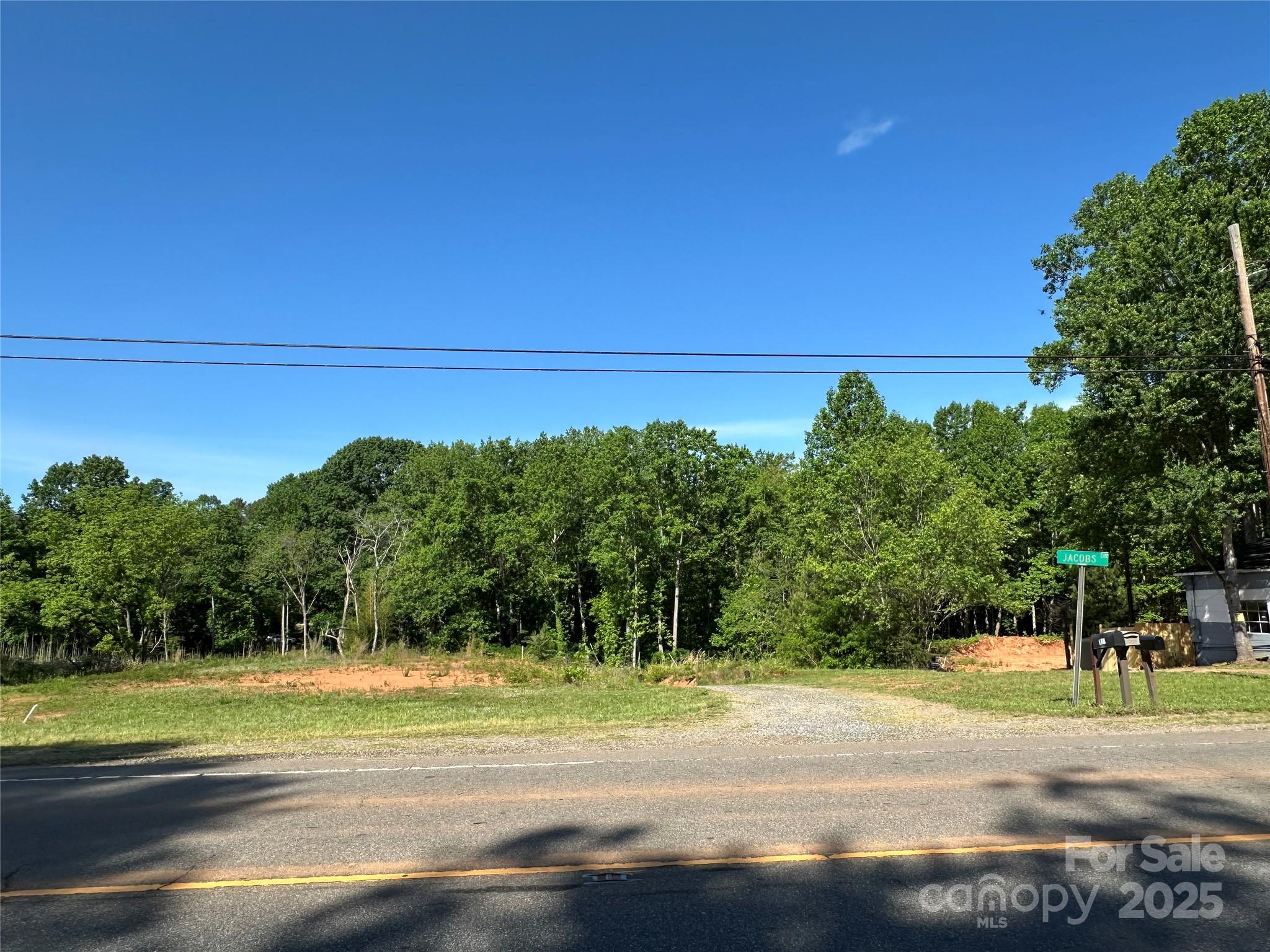 main property photo 20
